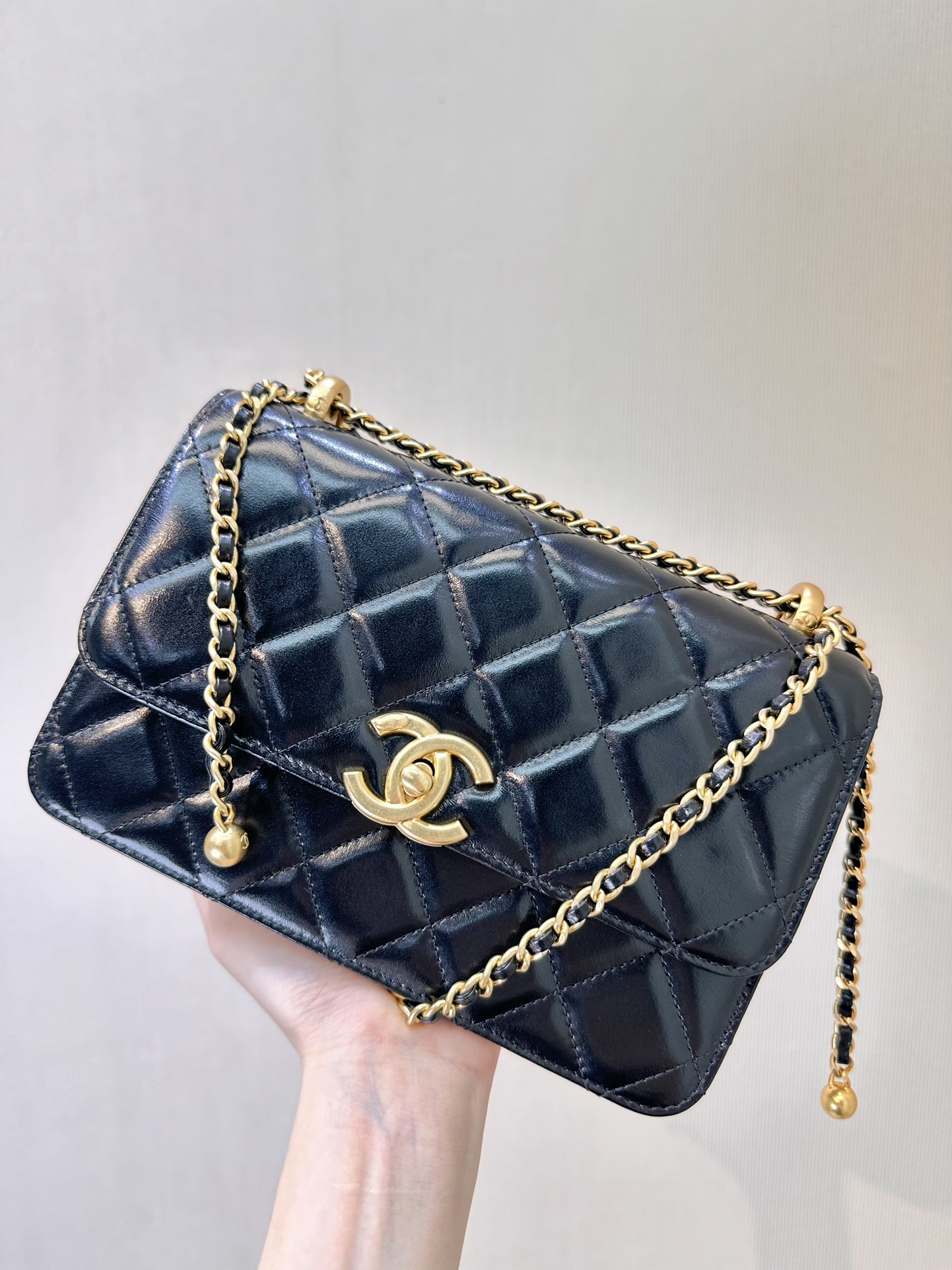 CHANEL Atelier artisanal haut de gamme Double ballon doré Cuir véritable Agneau Sac chaîne matelassé Cuir d'origine qualité supérieure Finition sable doré Qualité supérieure