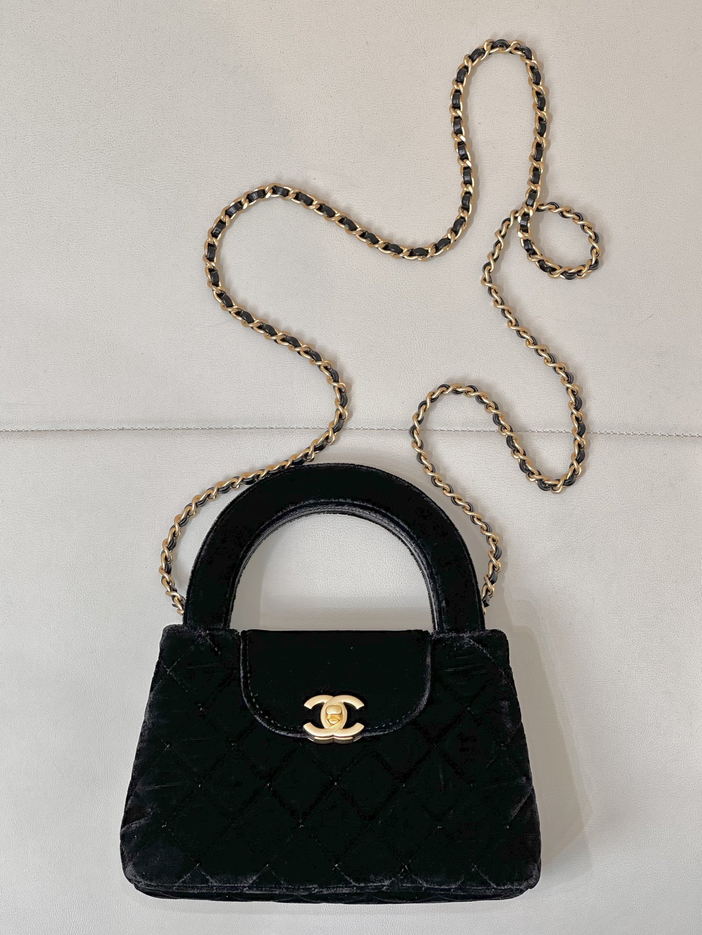 Chanel Sacs À Main Sacs À Bandoulière & À Épaule Huile cire cuir Vintage La chaîne