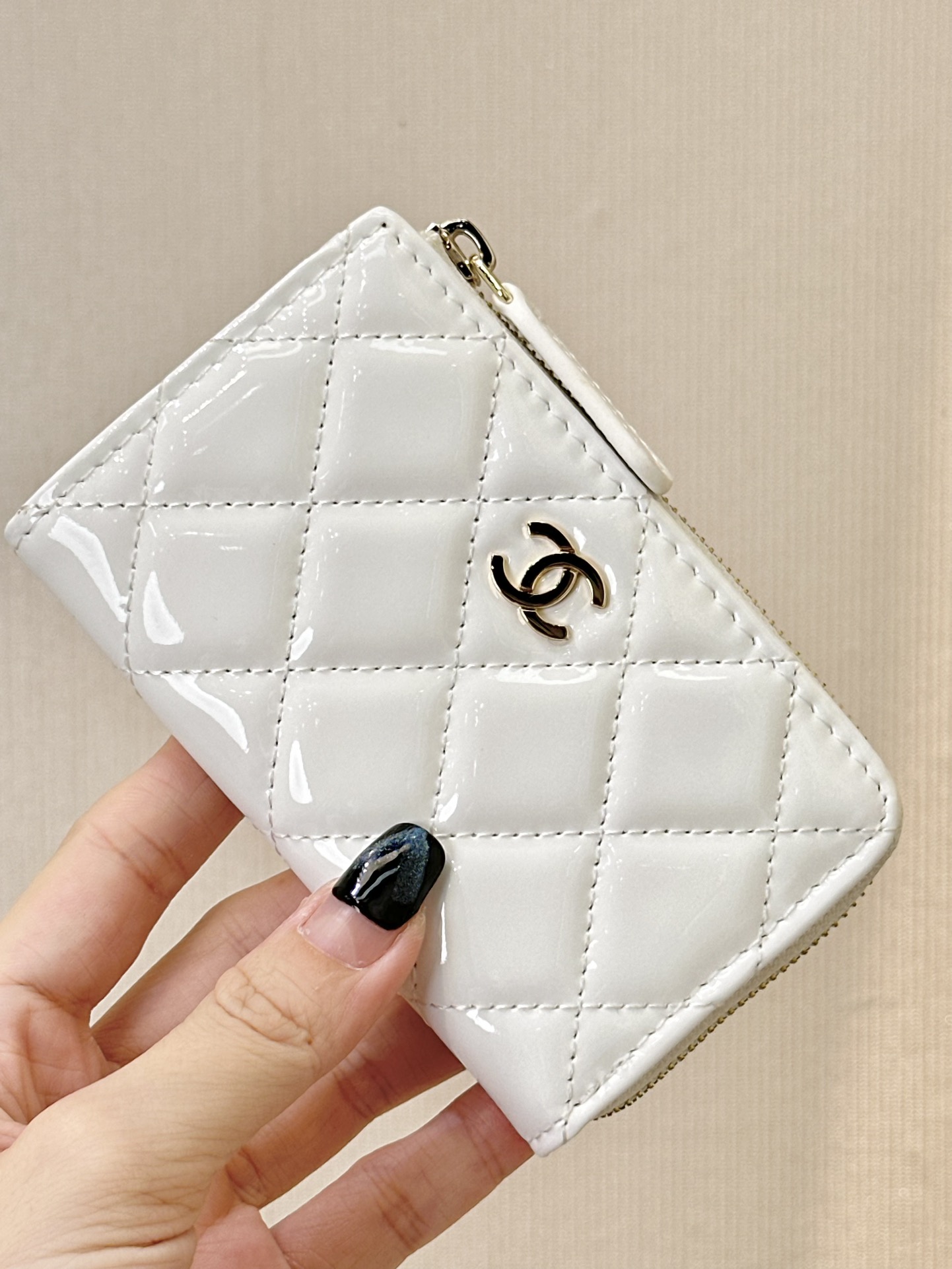 CHANEL Exquisite and Cute Coin Purse Classic Coin Purse Lambskin/Caviar Leather/Patent Leather Multiple Colors