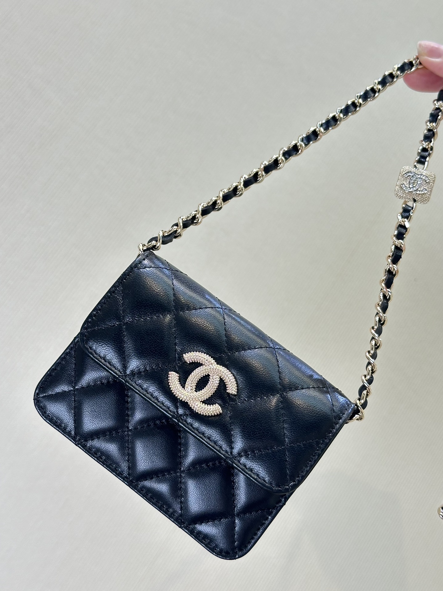 CHANEL 24A Embossed Pendant Box Bag WOC Oil Wax Leather Rhinestone Charm Vintage Gorgeous Collector's Edition - Top Quality