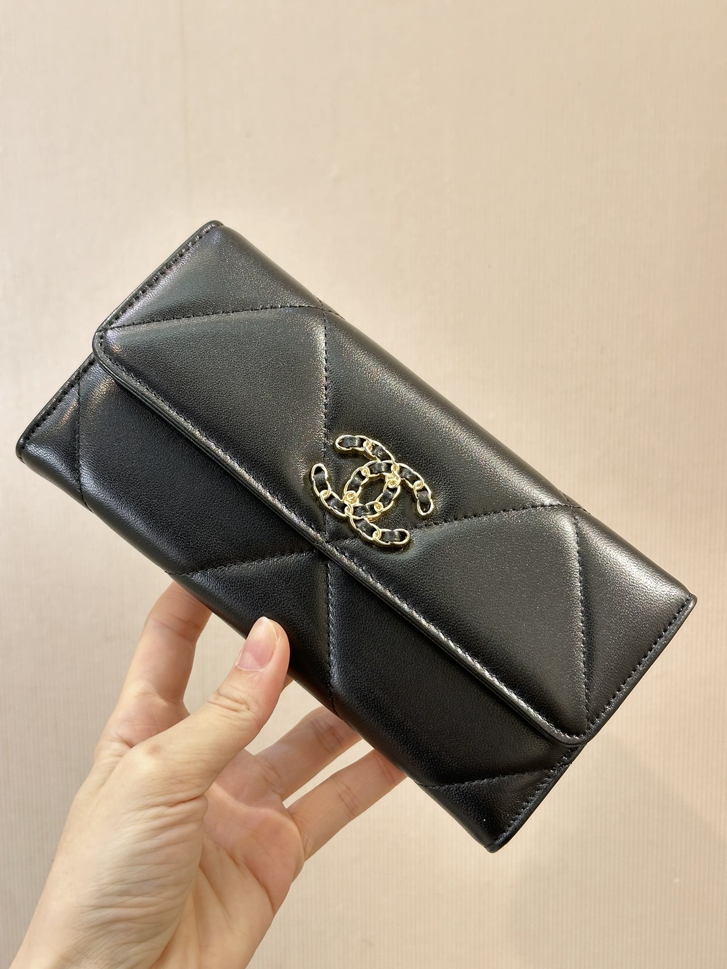 CHANEL штогадовая гарачая серыя 19 гаманец 5 варыянтаў на выбар створаны сумесна Карлам Лагерфельдам і цяперашнім дызайнерам з тонкай авечай скуры