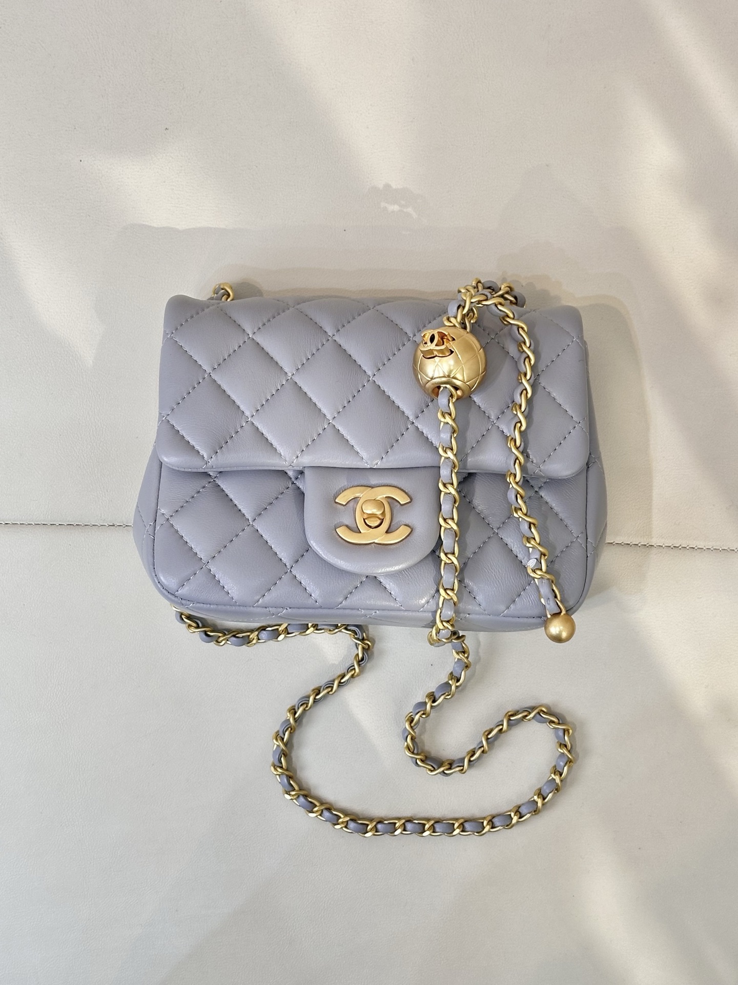 CHANEL 純正レザー ラムスキン キルティング 定番資産価値モデル 柔らかく厚みのある チェーンバッグ-最高品質