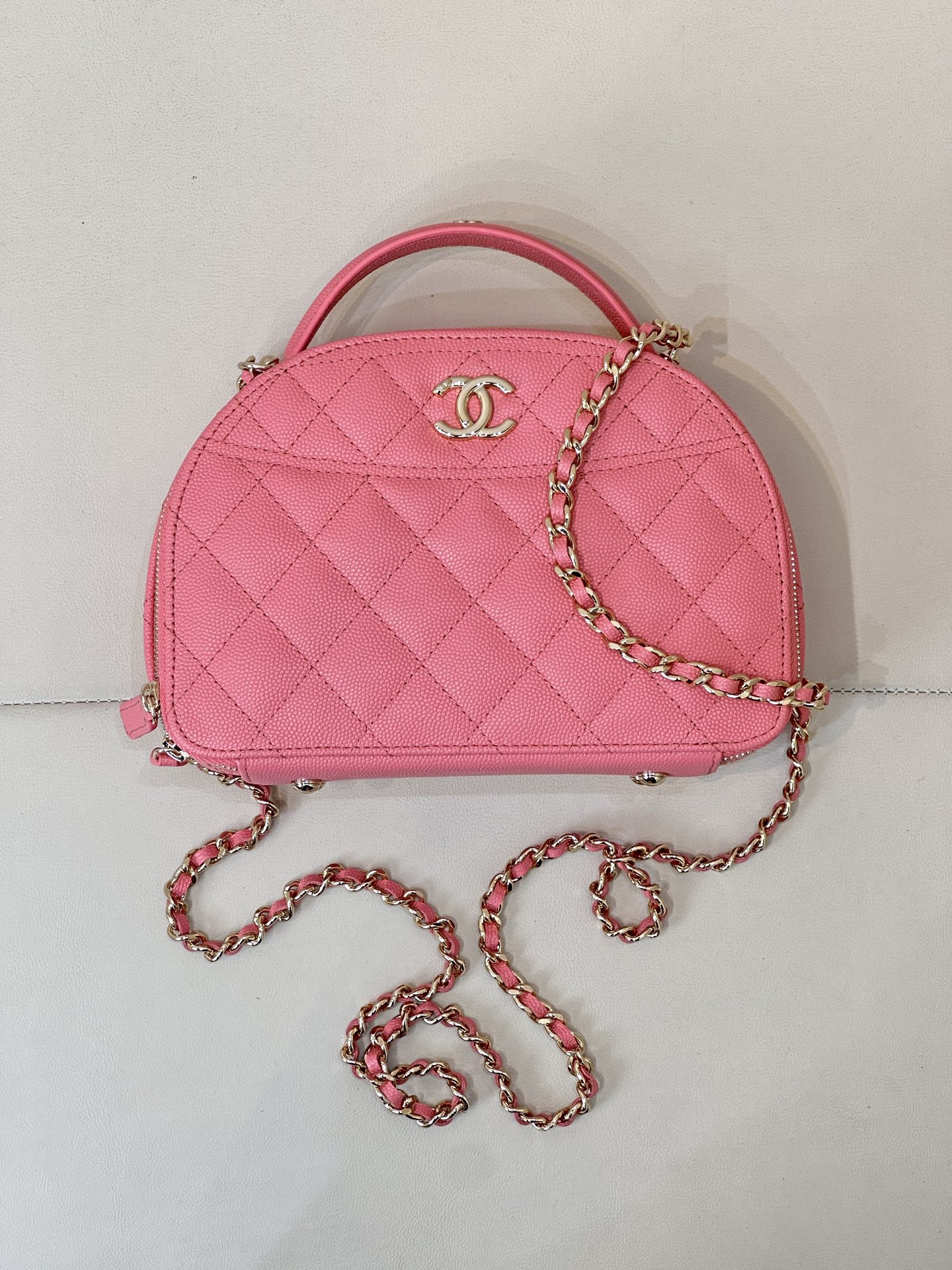 CHANEL 25C bowlingtas, graanleder, ruitpatroon, double C-logo, handtas en crossbody, vintage casual, groot volume, showmodel - topkwaliteit