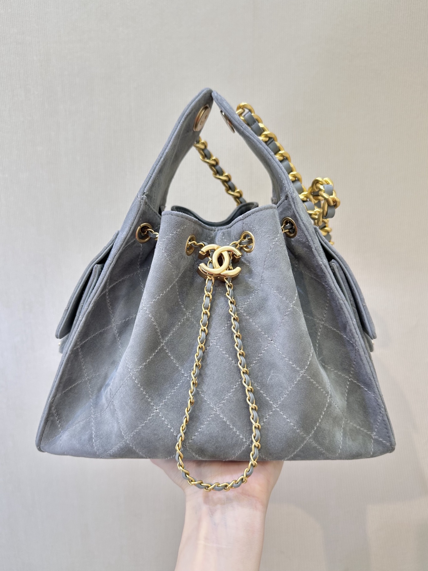 CHANEL 25C 얼리 스프링 멀티 포켓 Hobo 정품 가죽 볼그레인 카우하이드 미디엄 캐주얼 레이지