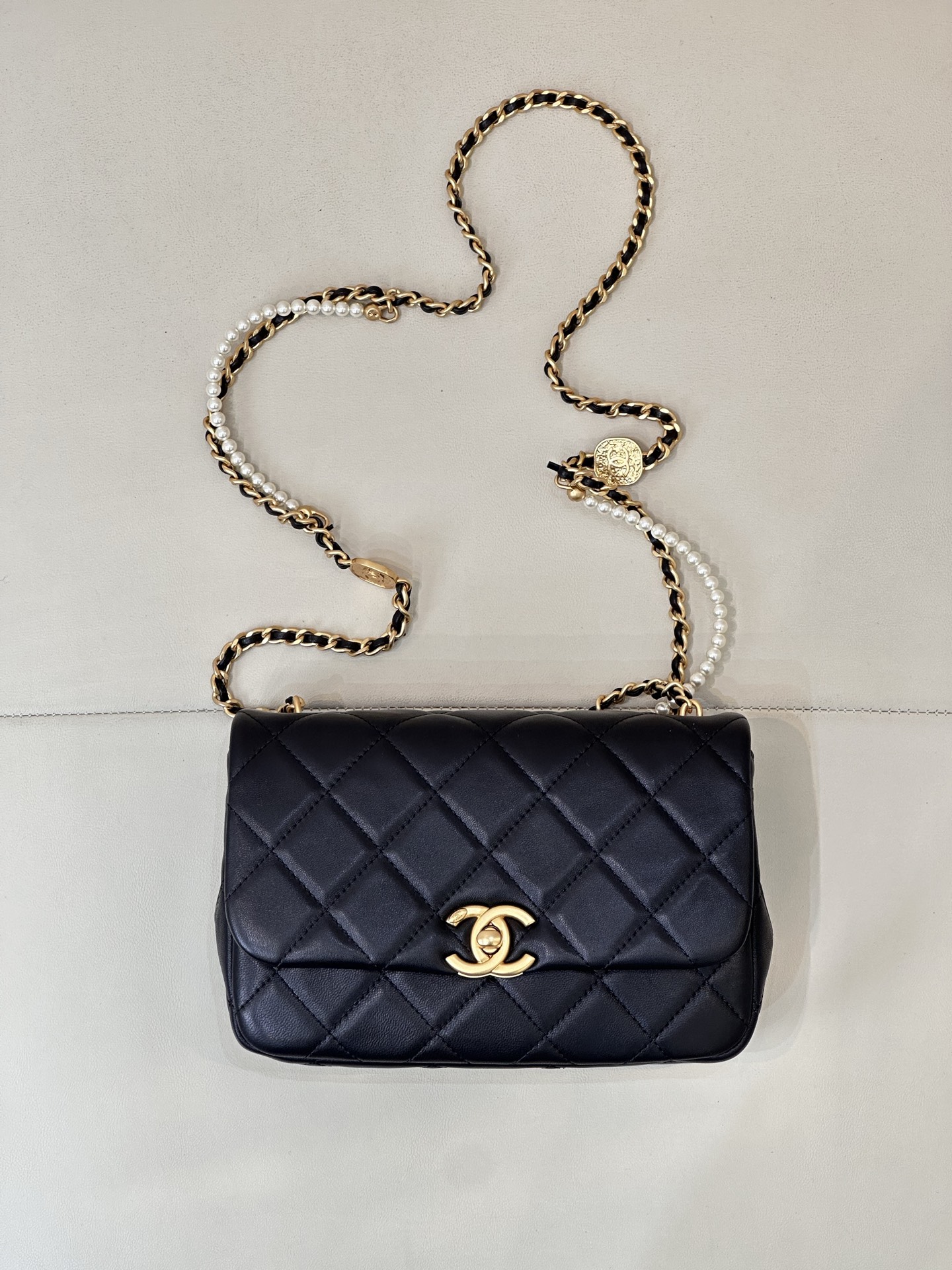CHANEL Pearl Gold Coin Double Chain Mini Flap Bag Quilted Shoulder Crossbody Versatile Practical Capacity - Top Quality