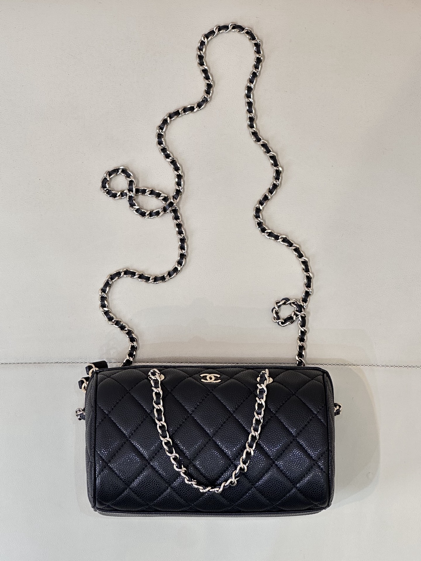 CHANEL 25P Bowling Bag Quilted Handbag Crossbody Shoulder Bag - Top Quality
