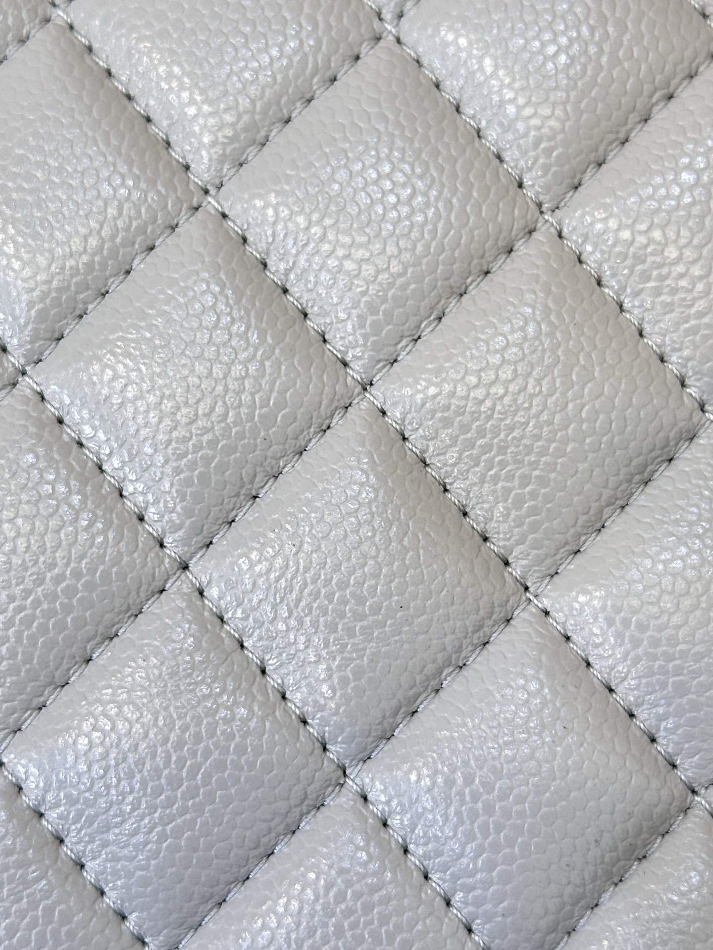 Elegant Quilted Backpack Crafted with Caviar Leather and Chain Detail 6 i1744873158510 7069 0 4