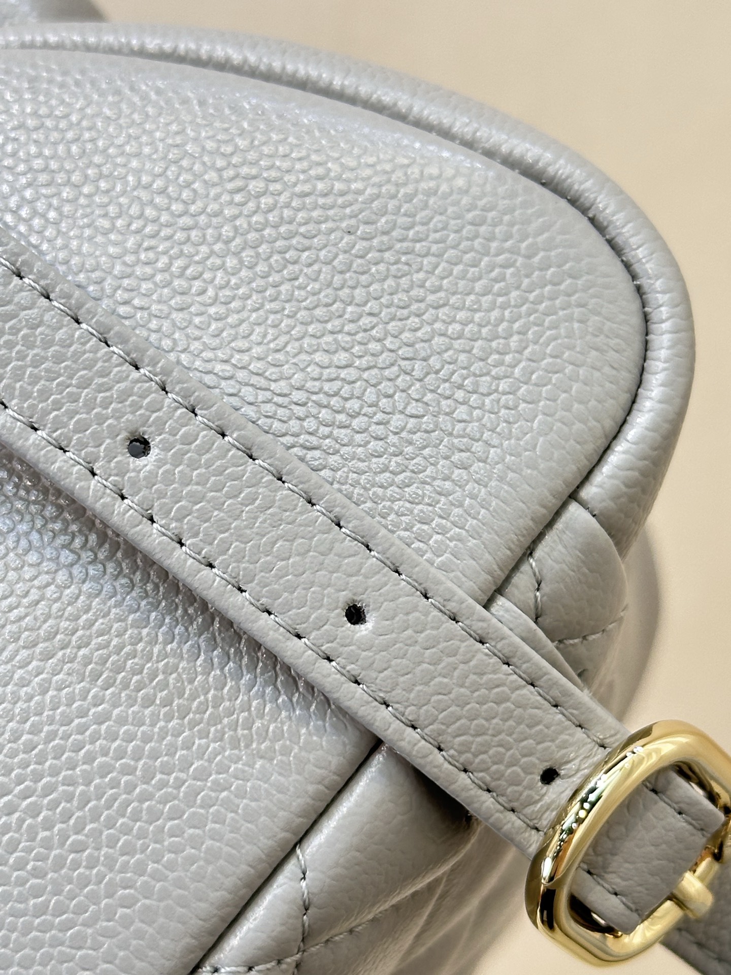 Elegant Quilted Backpack Crafted with Caviar Leather and Chain Detail 8 i1744873158523 1562 0 6