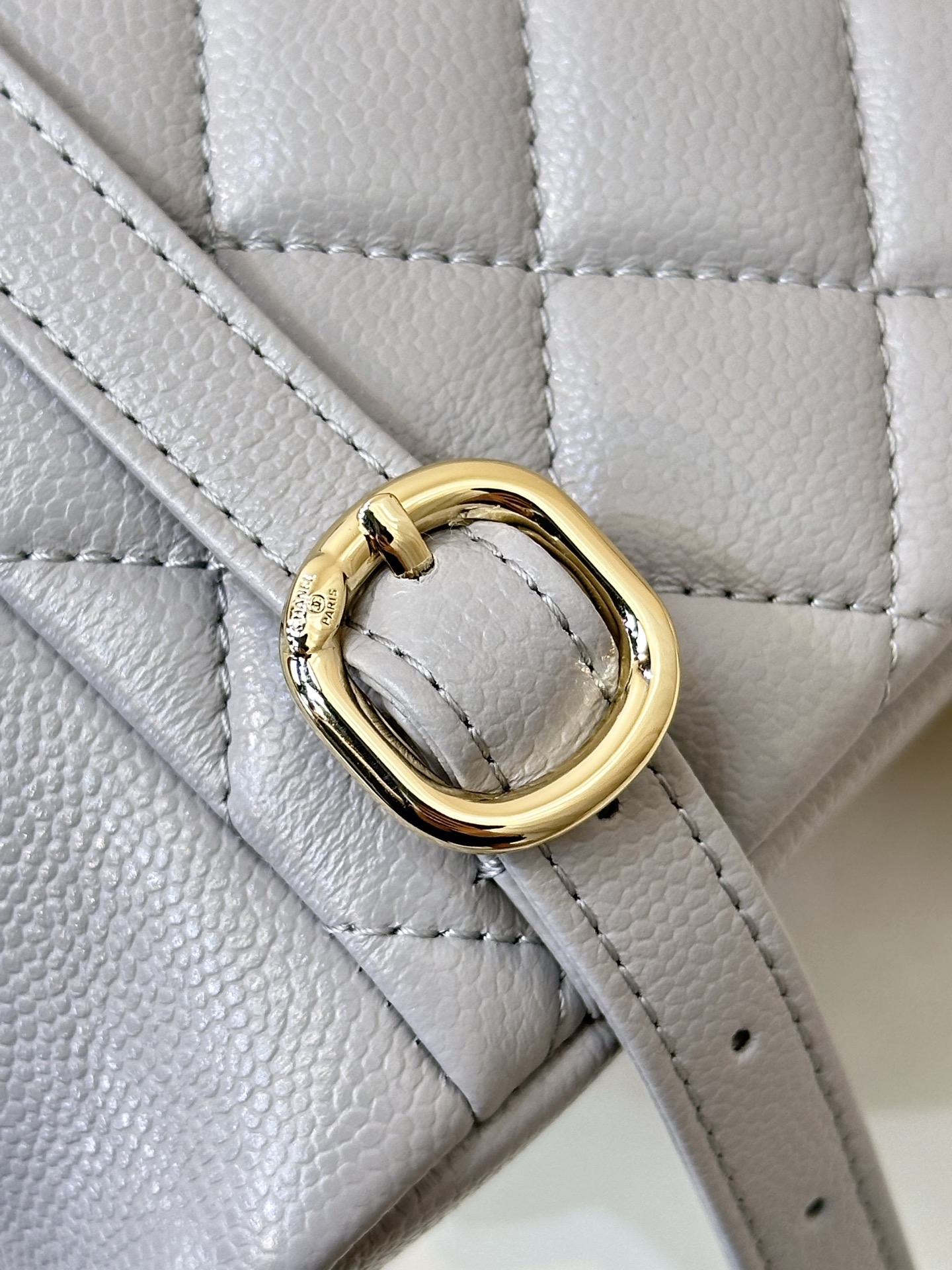 Elegant Quilted Leather Shoulder Bag with Adjustable Chain Strap 2 i1744873173791 8185 0 0
