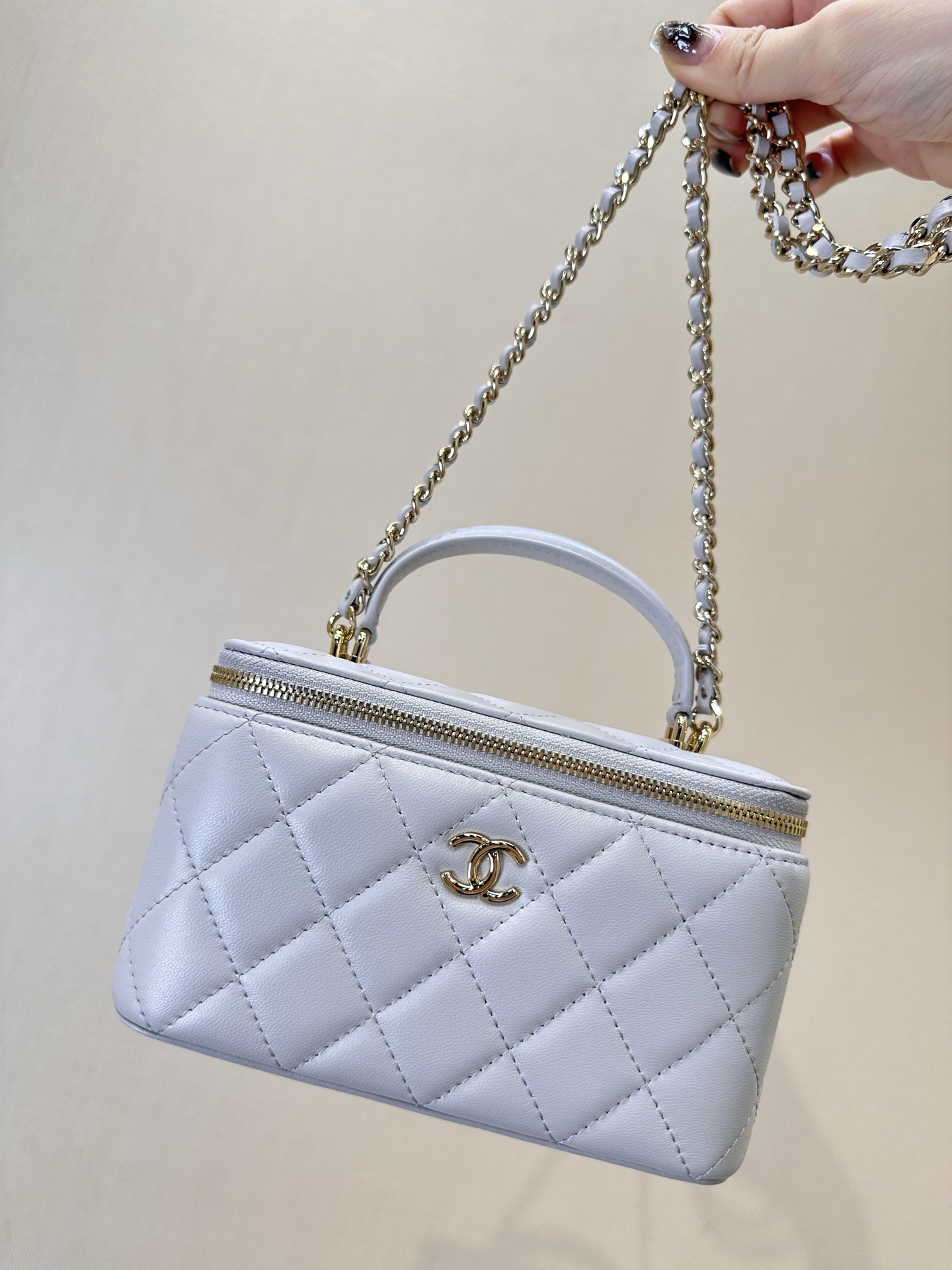CHANEL nieuwe handgreep box tas, stevige vorm, lippenstiftvak - topkwaliteit