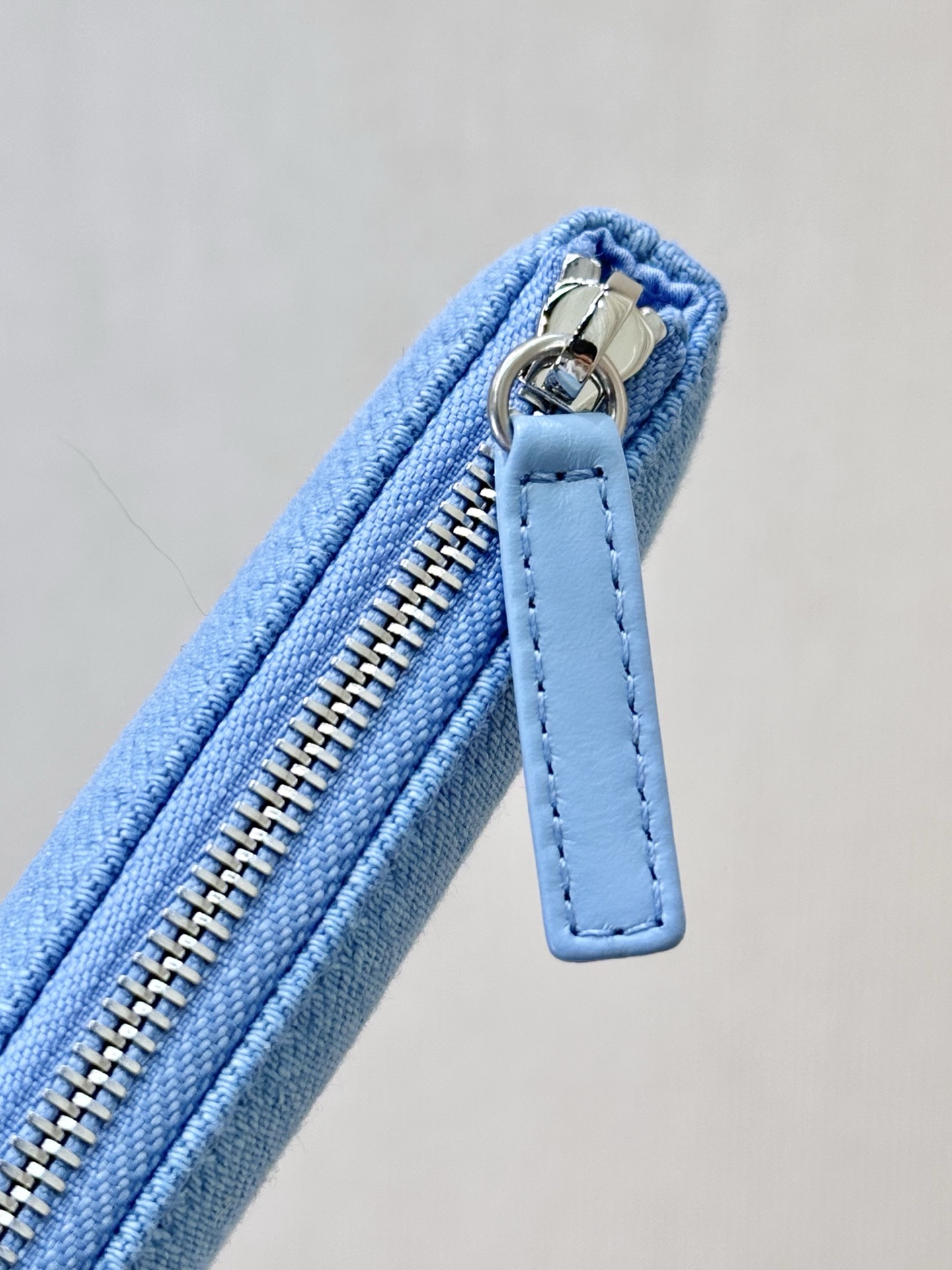Chanel Denim Pouch with Zipper and Card Slots - Light Blue 4 i1745057393647 5103 0 2