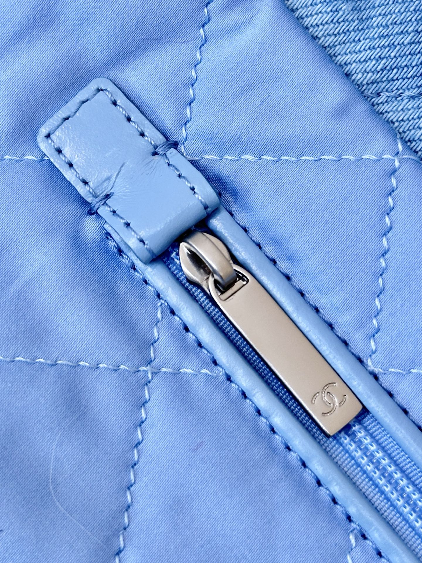 Chanel Blue Denim & Quilted Flap Bag with Chain, Removable Pouch 5 i1745057498450 7058 0 3
