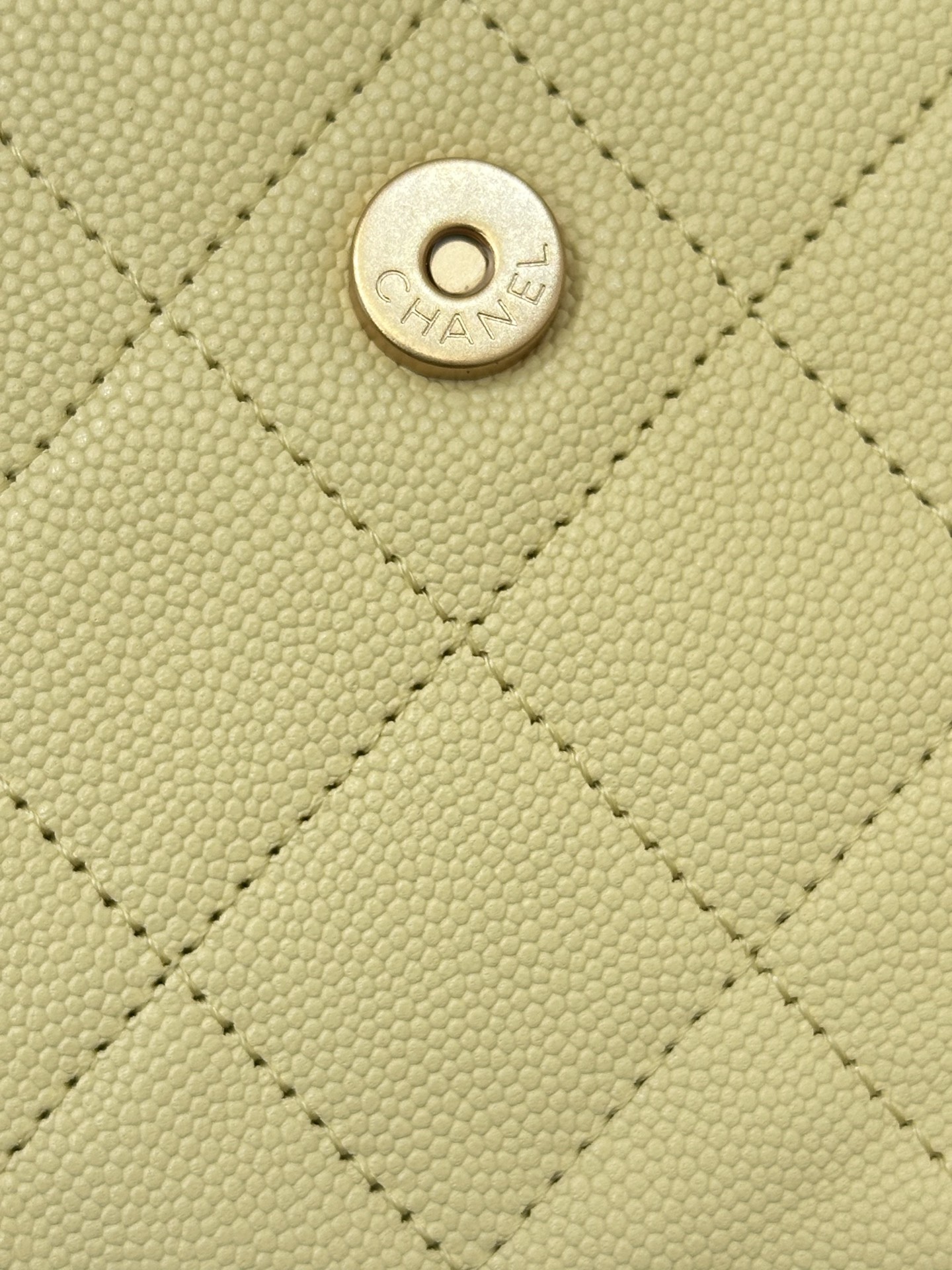Elegant Quilted Leather Bag with Caviar Texture and Durable Design 8 i1745231301425 8039 0 6