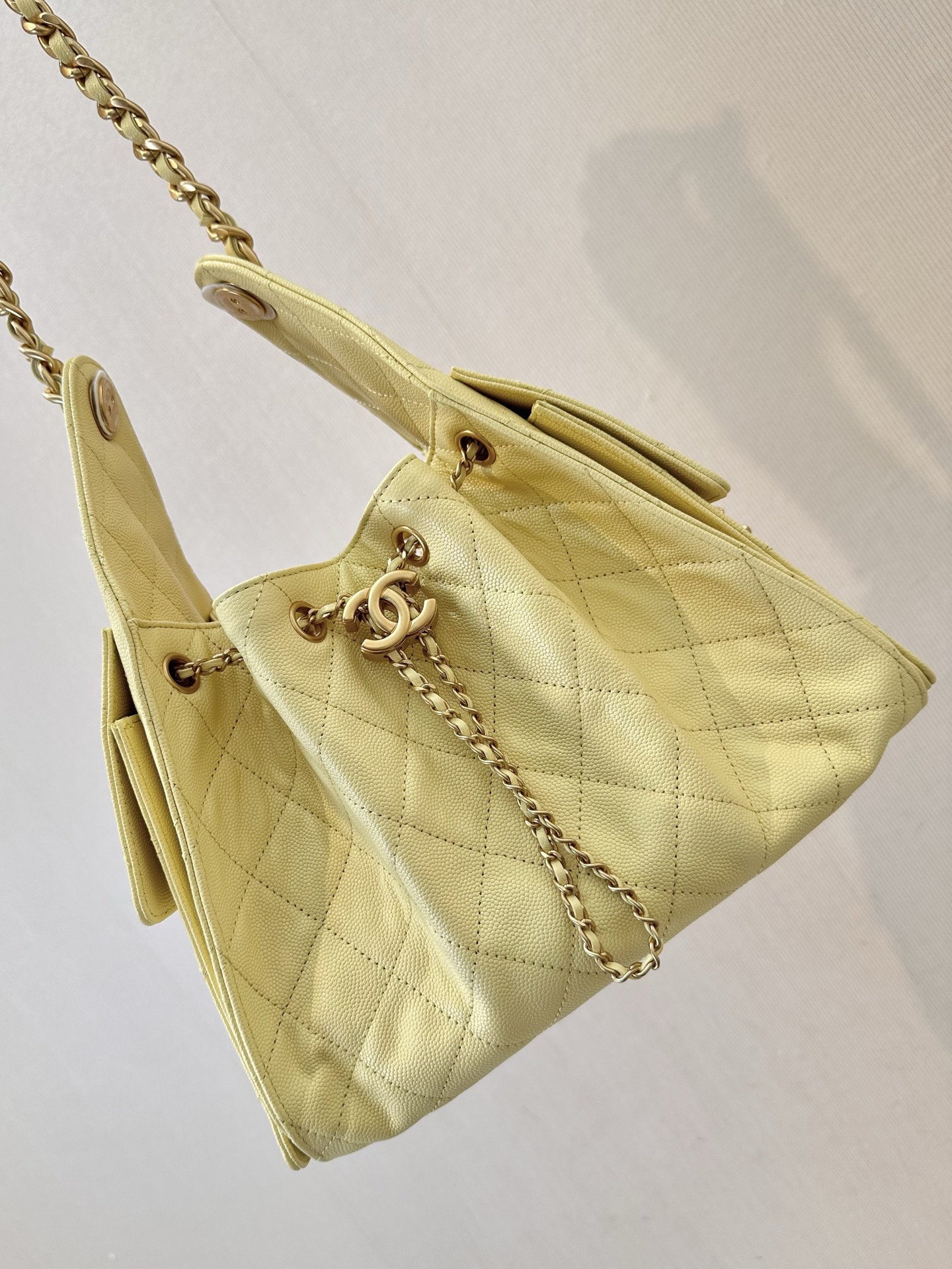 Chanel 25 Small Hobo Bag Yellow Leather with Gold Chain 8 i1745231330523 4737 0 7