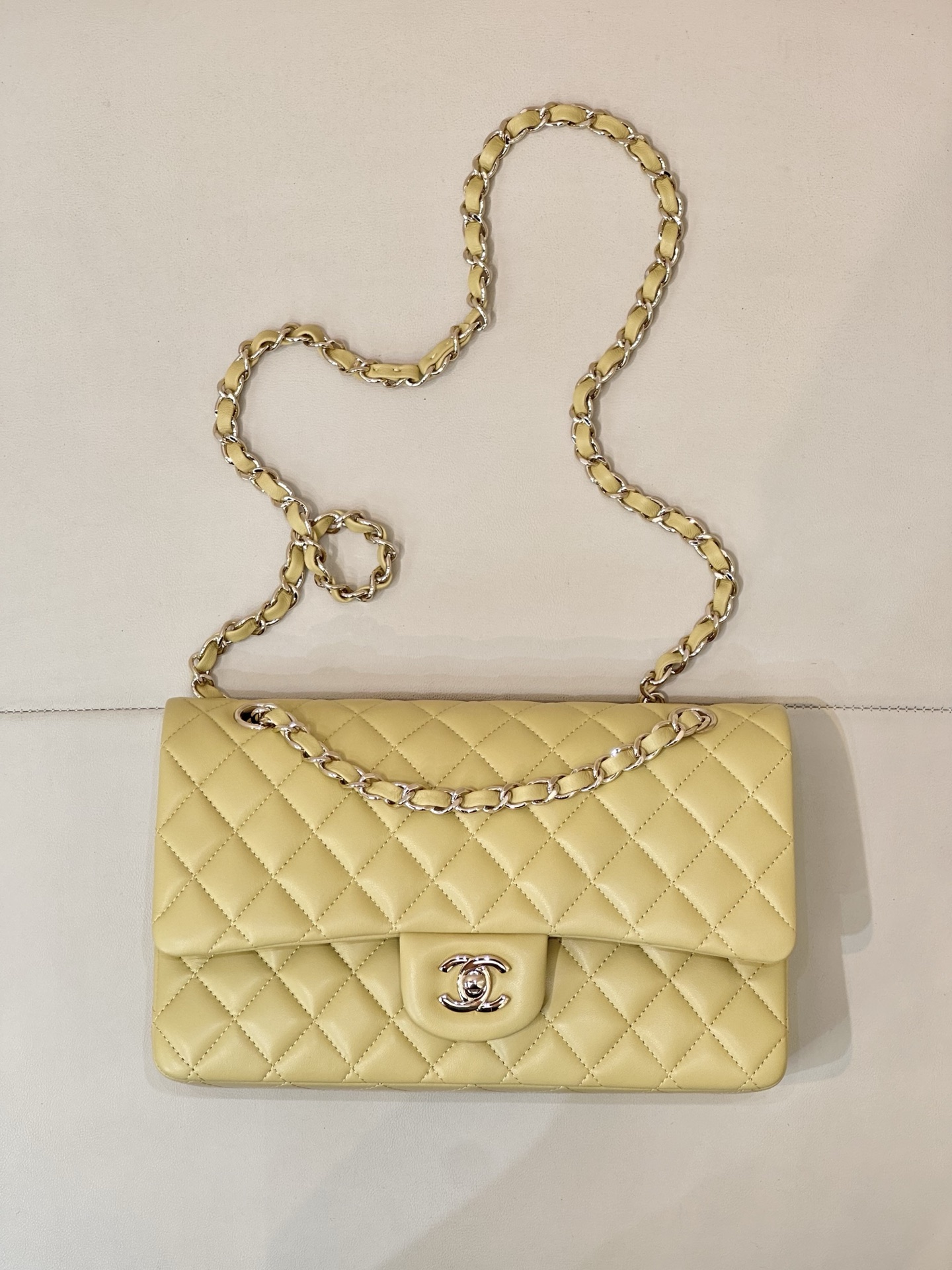 CHANEL CF Classic Flap 클래식 다이아몬드 퀼팅 골드 버클/실버 버클 체인 숄더 스트랩 가죽 체인 캐비어 소가죽 소재 순강 하드웨어 크로스백 클래식 모델