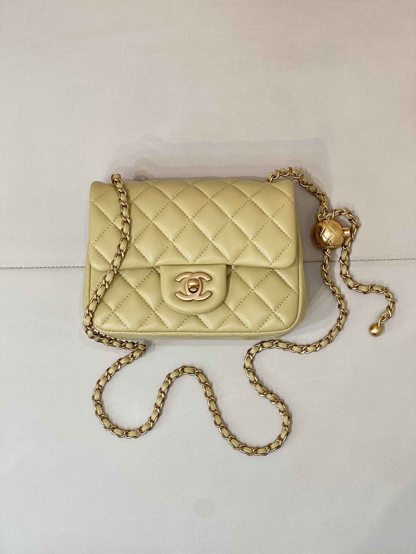 CHANEL 純正レザー ラムスキン キルティング 定番資産価値モデル 柔らかく厚みのある チェーンショルダーバッグ-最高品質