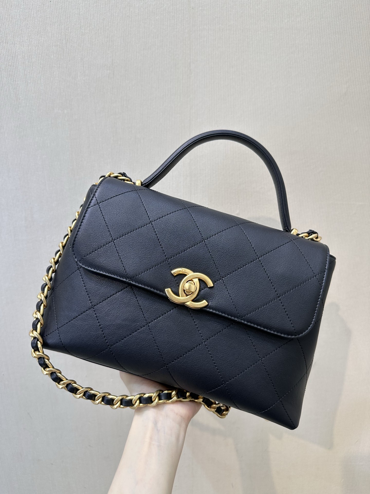 Chanel Trapezoid Bag with Double C Logo, Quilted Design & Leather Chain 4 i1750068094503 2455 0 3