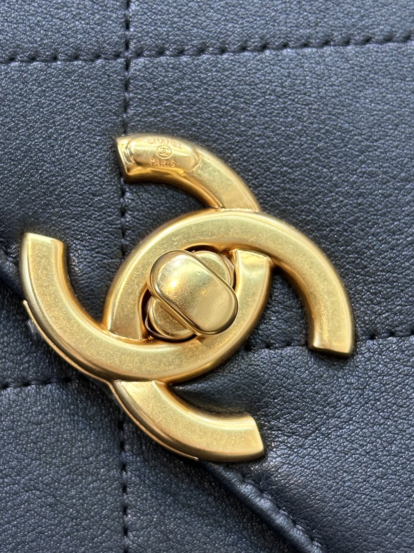 Chanel Trapezoid Bag with Double C Logo, Quilted Design & Leather Chain 5 i1750068095132 3179 0 4