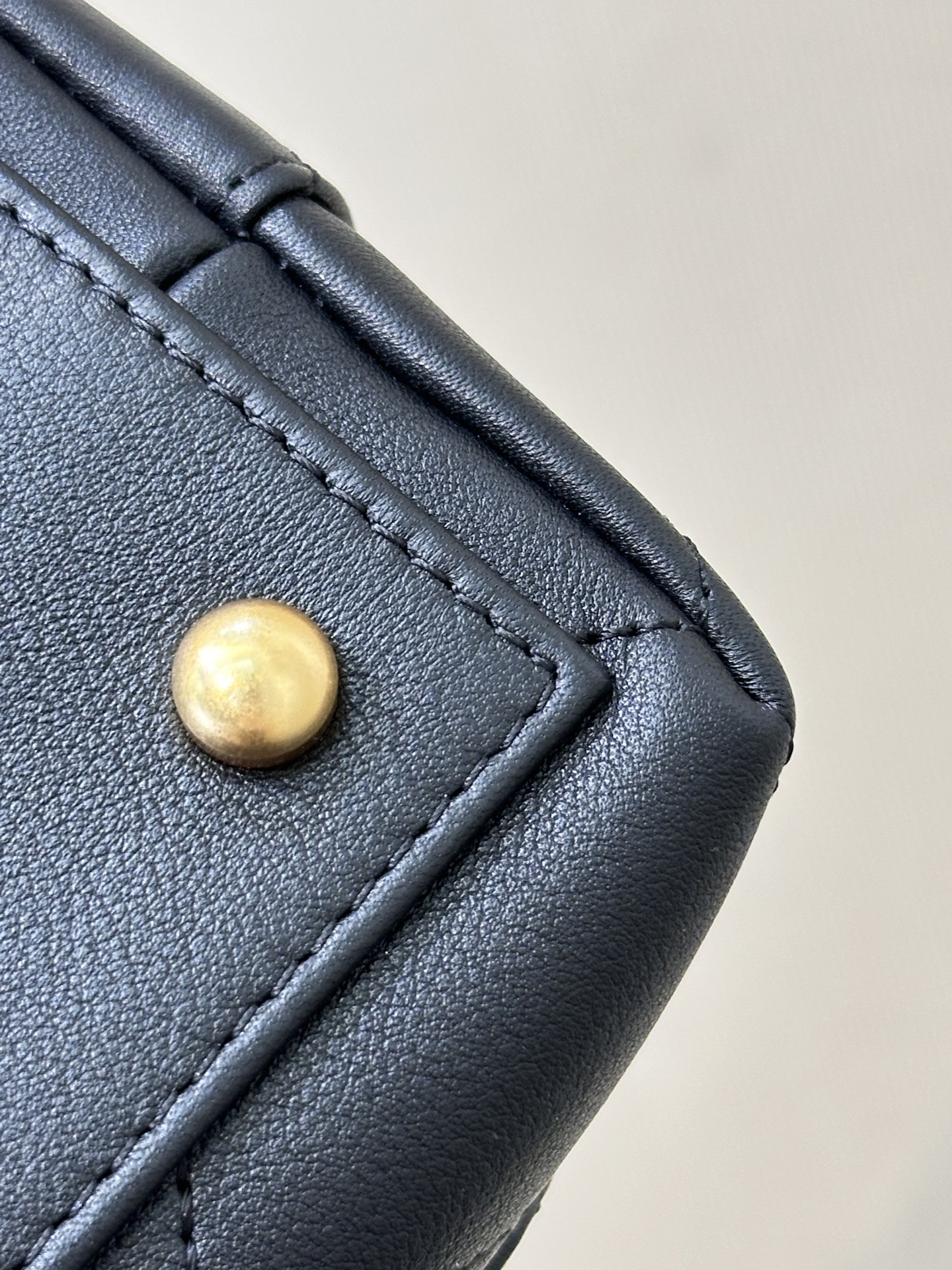 Luxury Quilted Leather Bag, Authentic French Haas Leather, Premium Quality 6 i1750068106241 1270 0 4