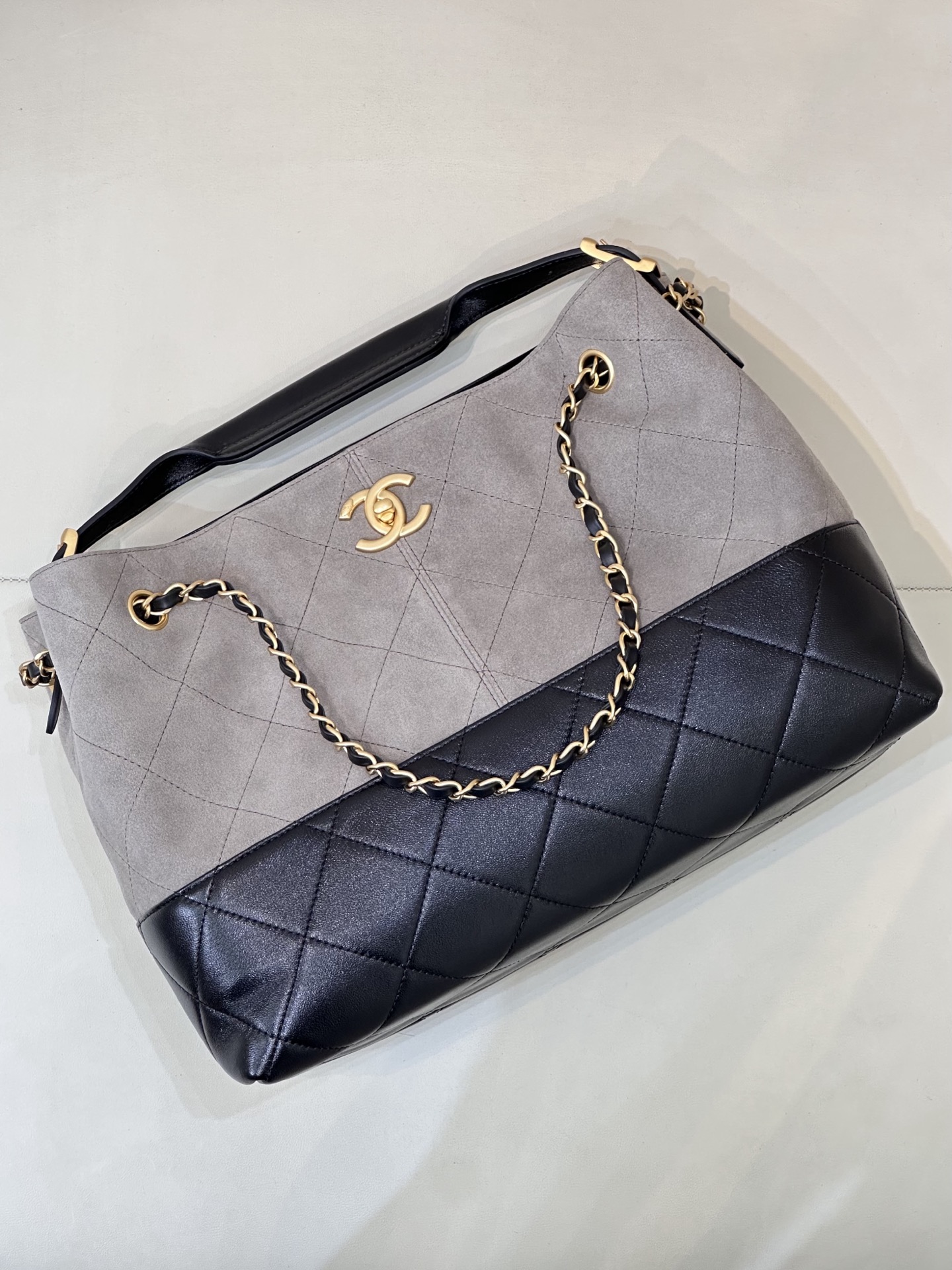 Chanel 25A Handcraft Workshop Gray Suede & Black Leather Shopping Bag 3 i1750068325116 1859 0 2