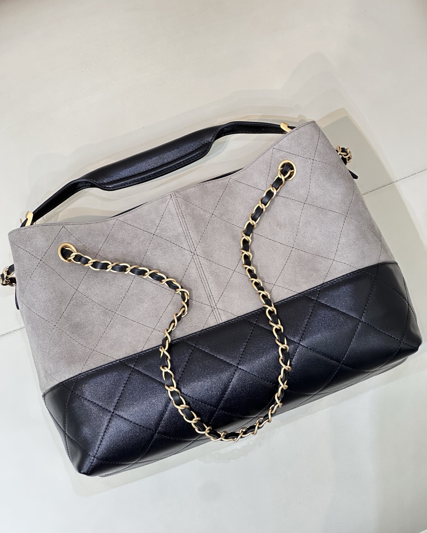 Chanel 25A Handcraft Workshop Gray Suede & Black Leather Shopping Bag 8 i1750068325195 5076 0 7