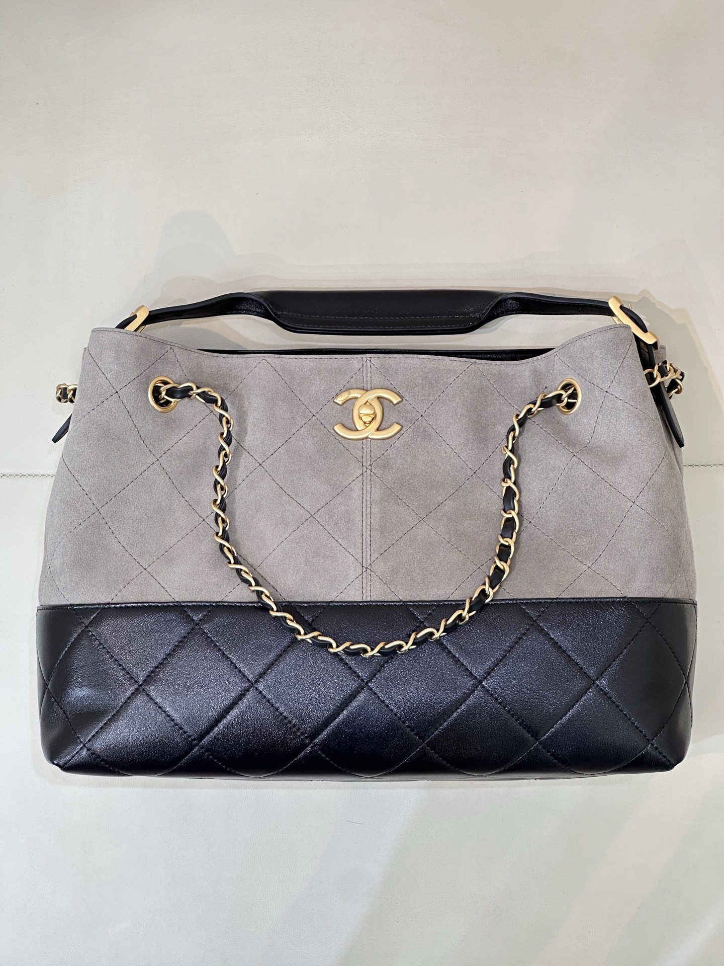 Chanel 25A Handcraft Workshop Gray Suede & Black Leather Shopping Bag 1 i1750068325410 6295 0 0