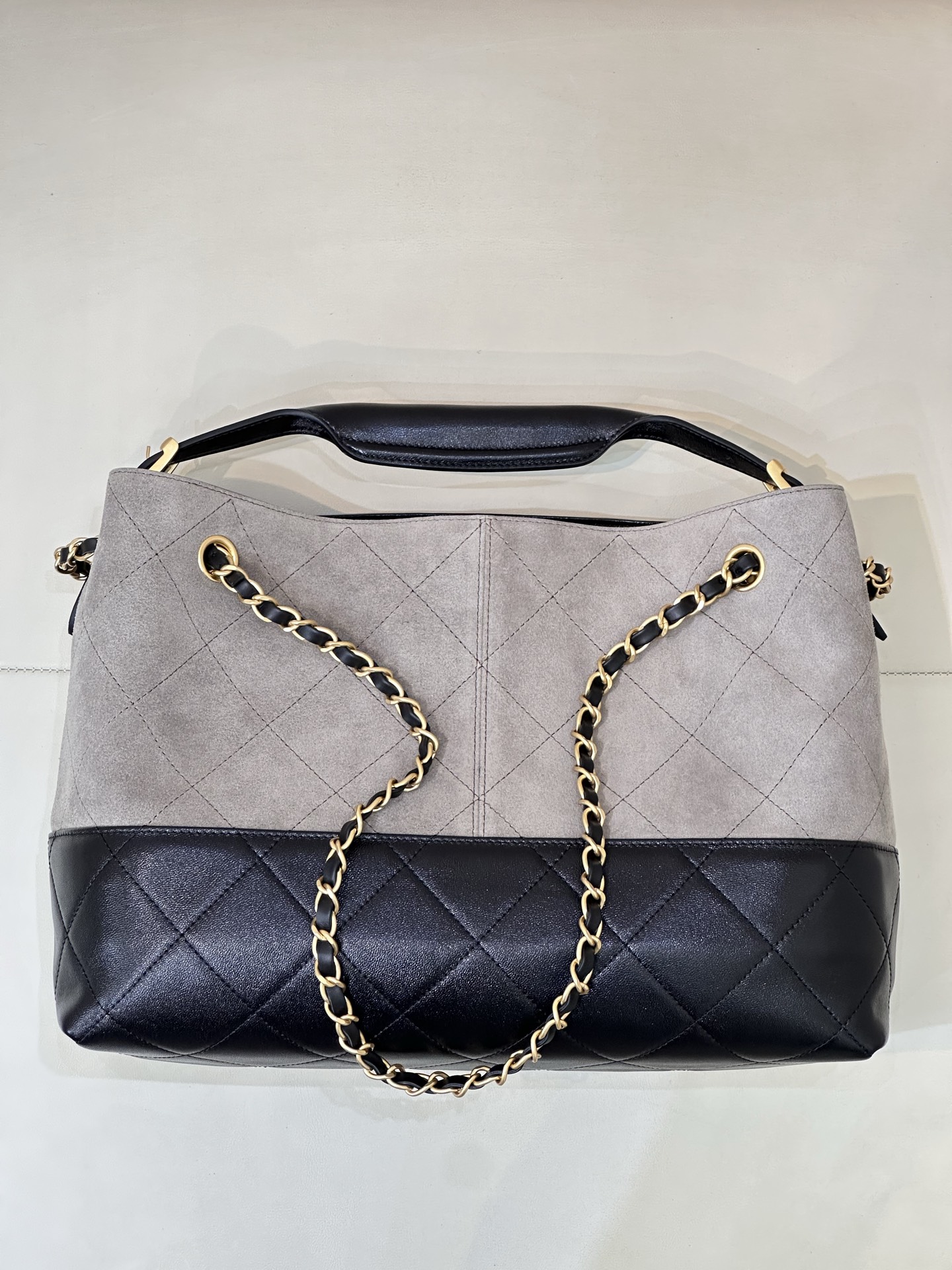 Chanel 25A Handcraft Workshop Gray Suede & Black Leather Shopping Bag 6 i1750068326460 7889 0 5