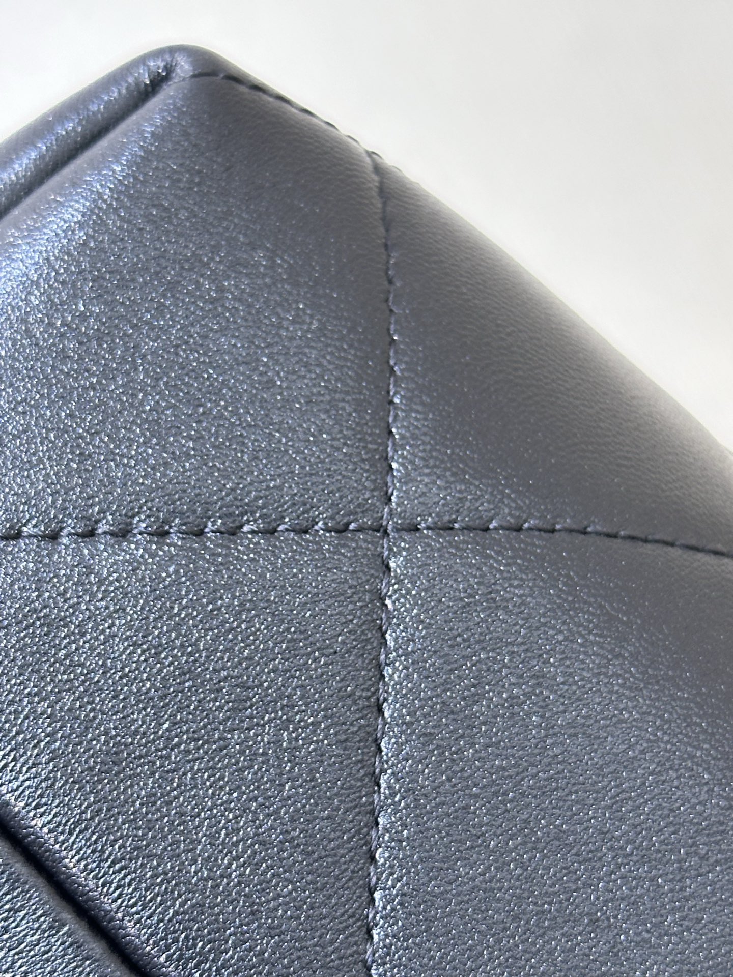 Luxury Quilted Lambskin Leather Shoulder Bag 7 i1750068490215 5914 0 5