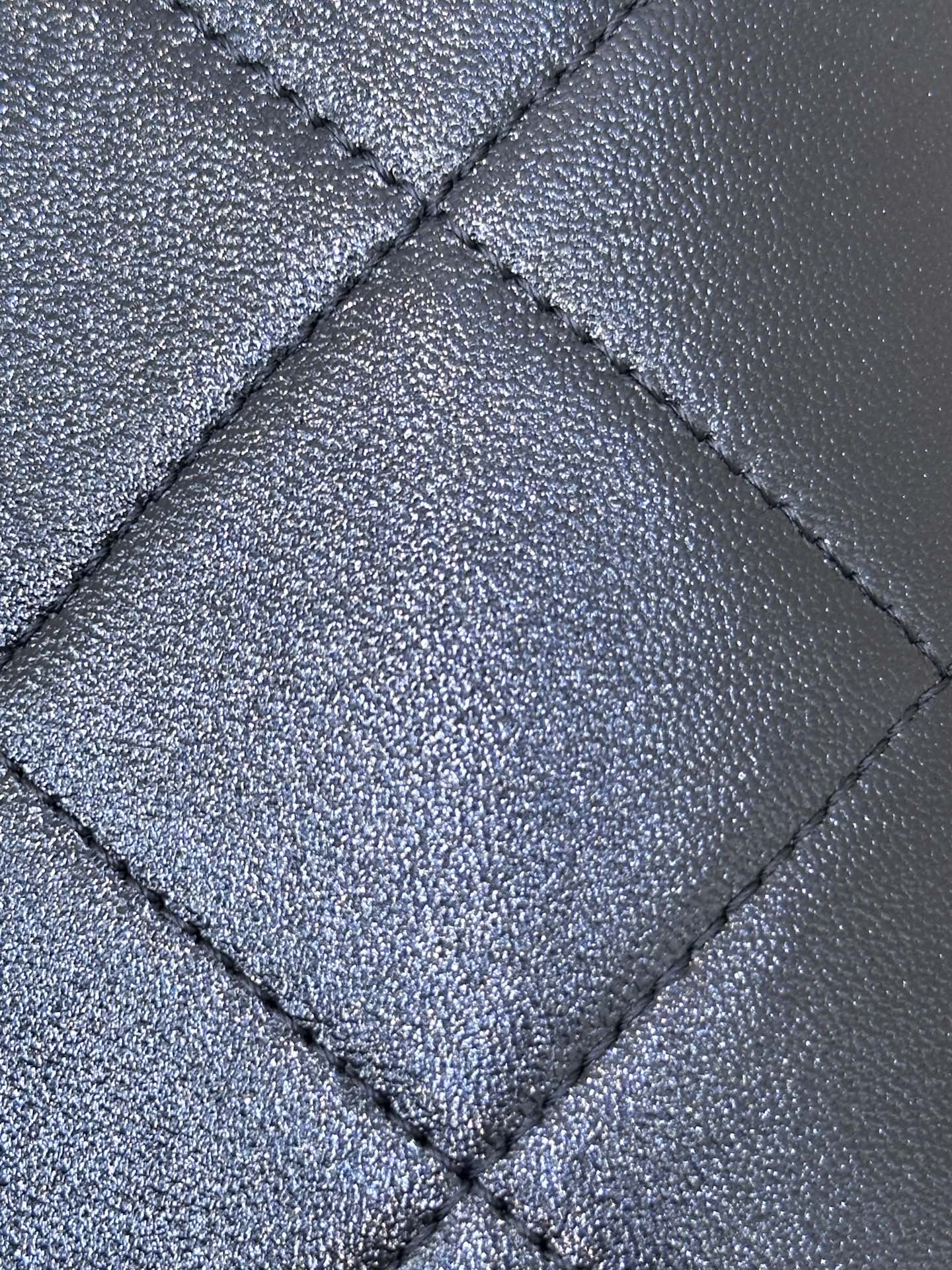 Luxury Quilted Lambskin Leather Shoulder Bag 5 i1750068491186 6429 0 3