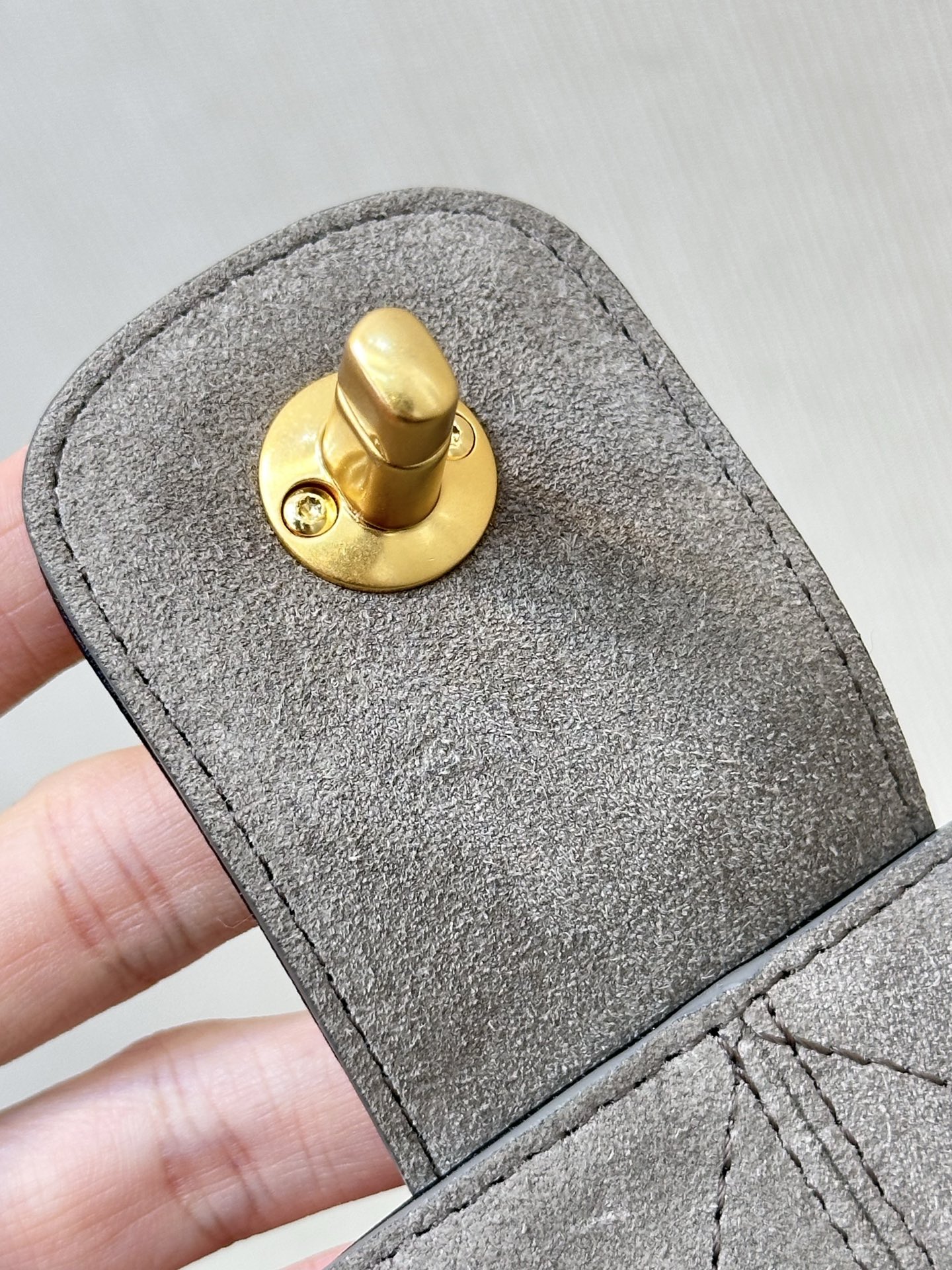 Luxury Suede Quilted Handbag, Premium Quality Leather 6 i1750068518505 530 0 5