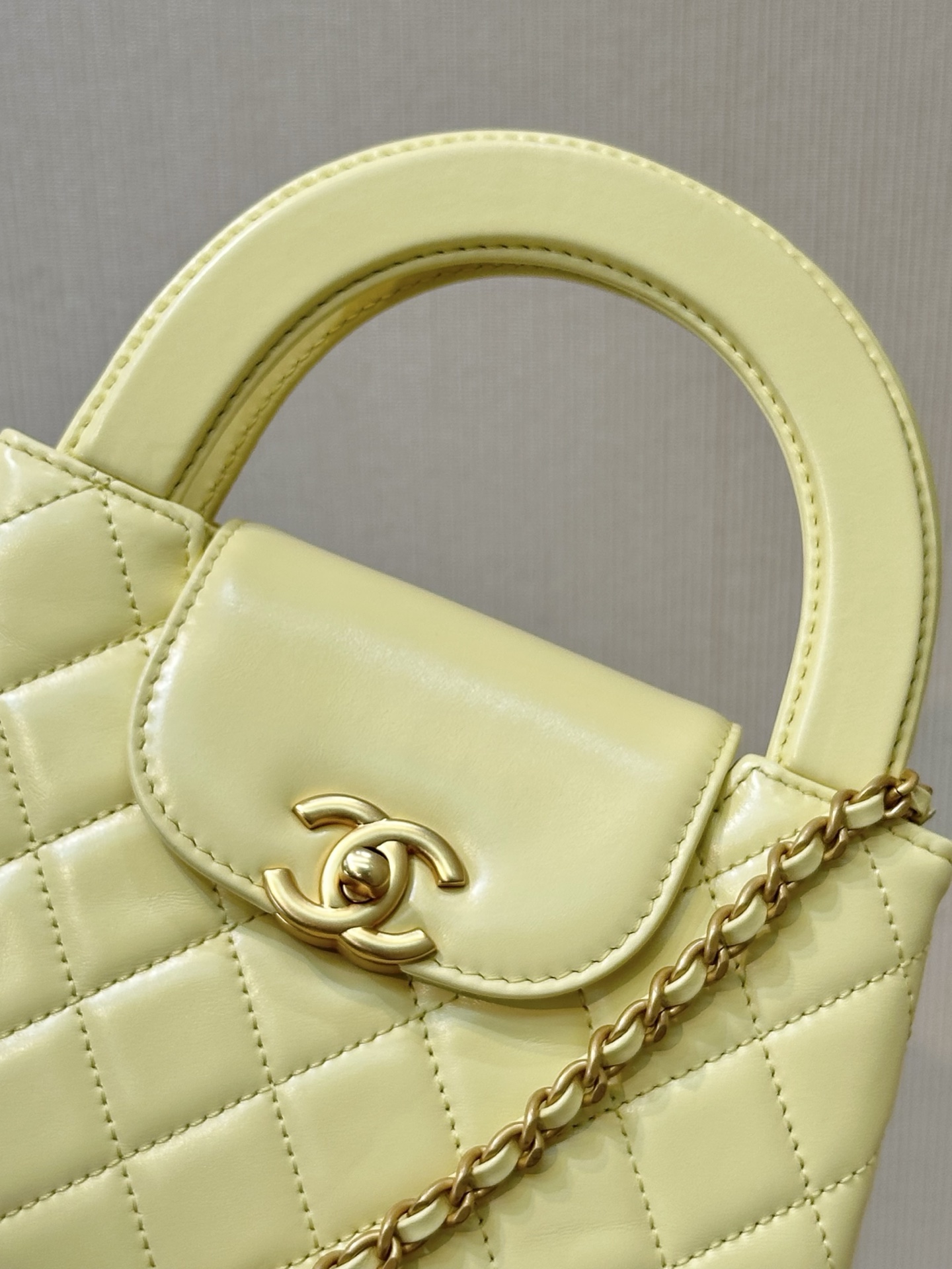 Elegant Quilted Top Handle Bag with Chain Strap - Retro Style Handbag 4 i1750154294049 8617 0 3