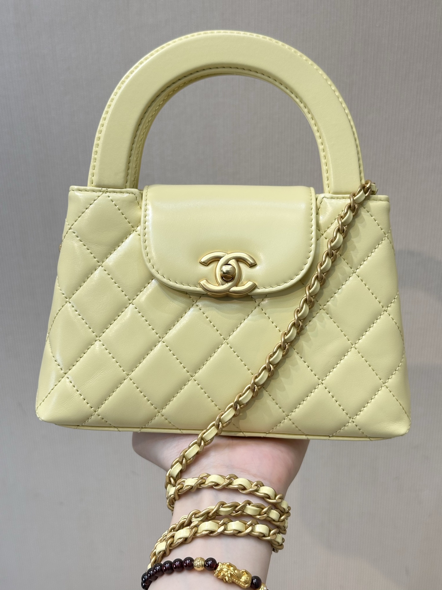 Elegant Quilted Top Handle Bag with Chain Strap - Retro Style Handbag 2 i1750154294269 6906 0 1