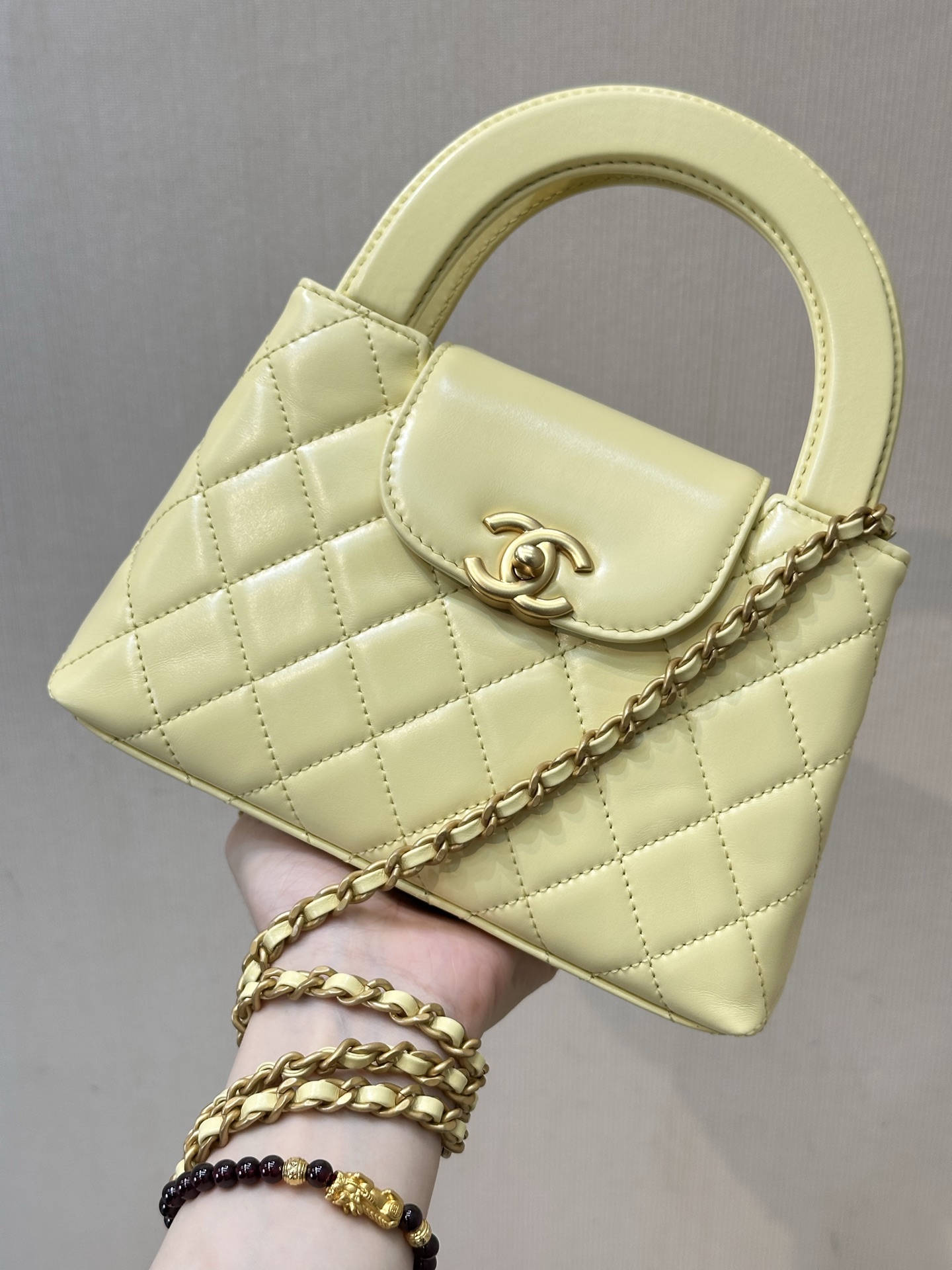 Elegant Quilted Top Handle Bag with Chain Strap - Retro Style Handbag 3 i1750154294278 3061 0 2
