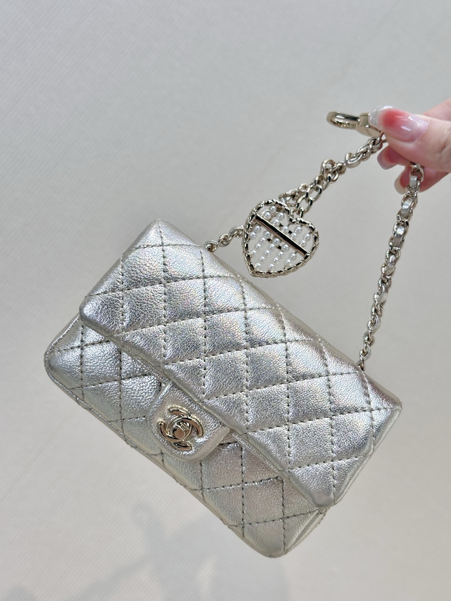 4670 dorado claro, lindo mini bolso CF ~ En la vida diaria, especialmente en verano e invierno, cuando no quieres lleva…