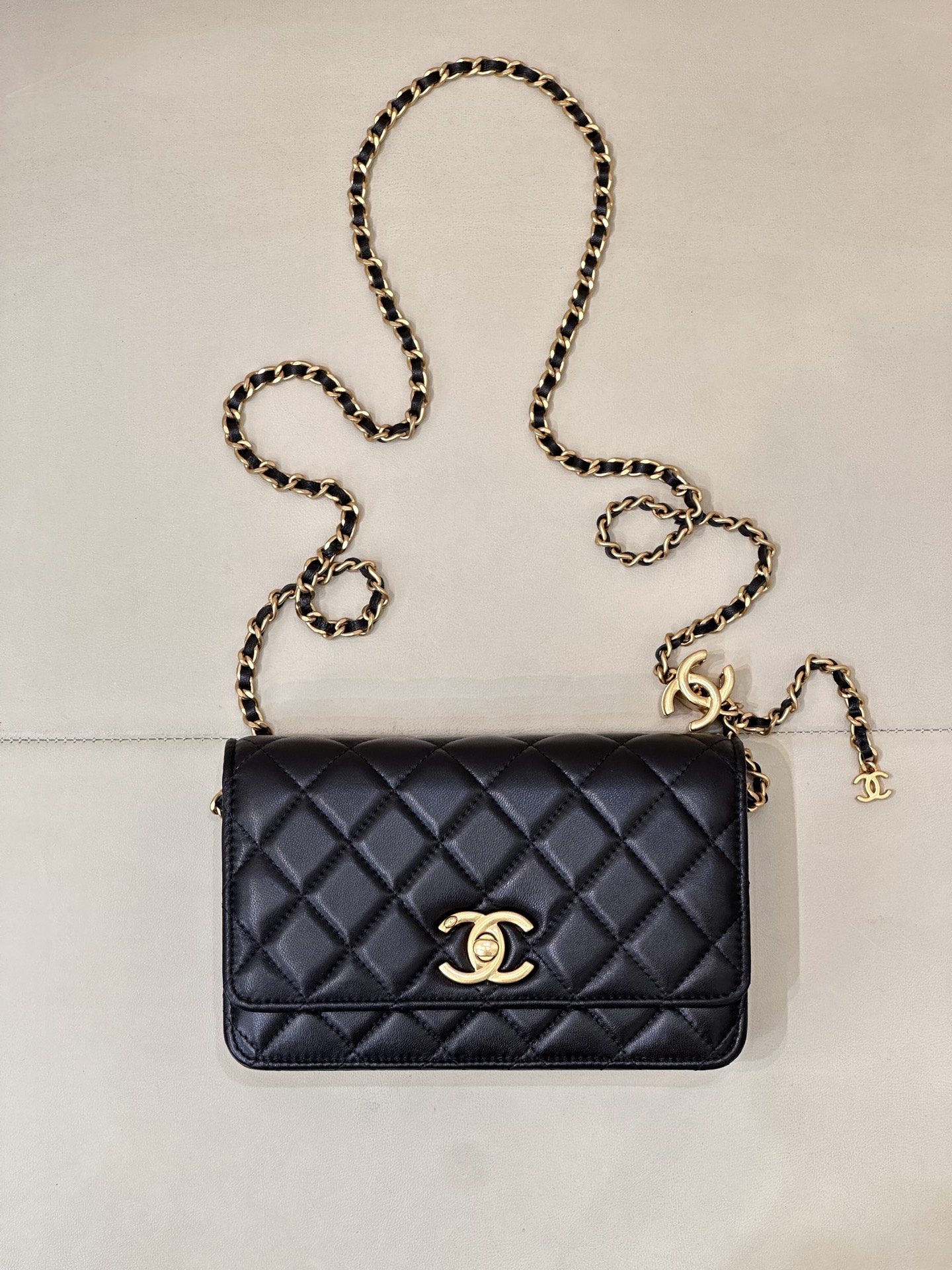 3938 negro