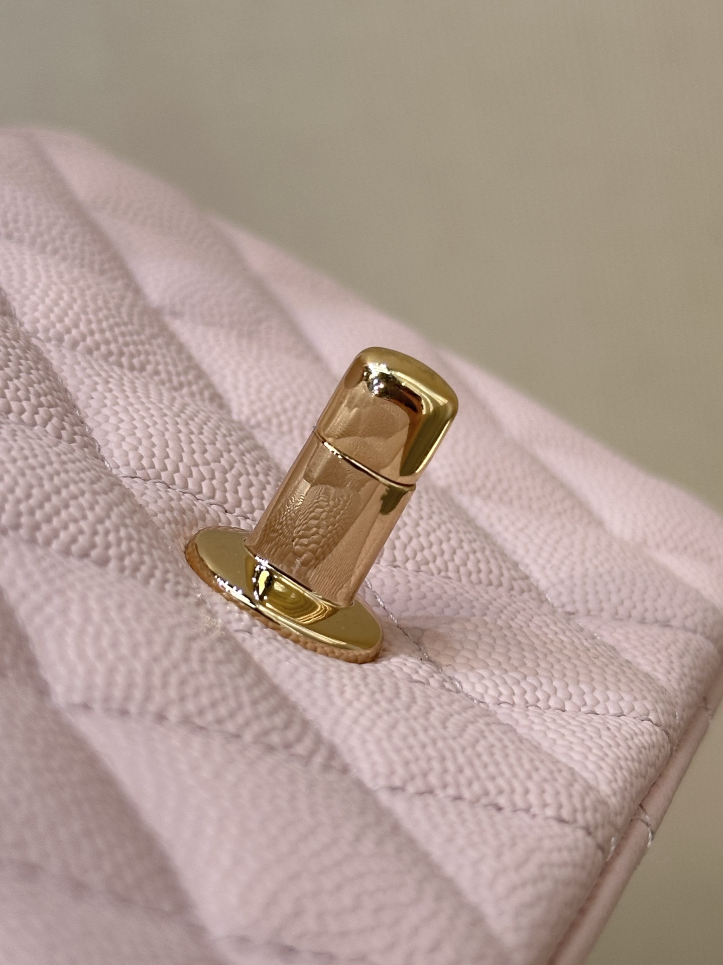 Luxurious Leather Shoulder Bag with Gold Plated Hardware, Designer Handbag 3 i1758191470424 7108 0 2