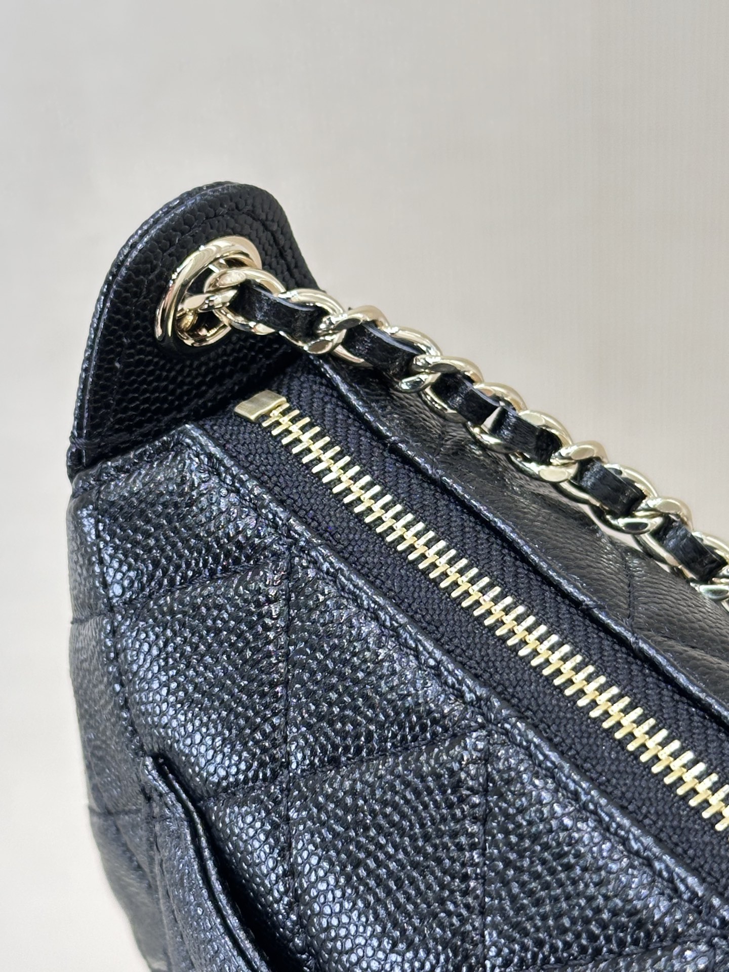Chanel Black Quilted Leather Shoulder Bag with Silver-Tone Chain 8 i1758270317752 502 0 6