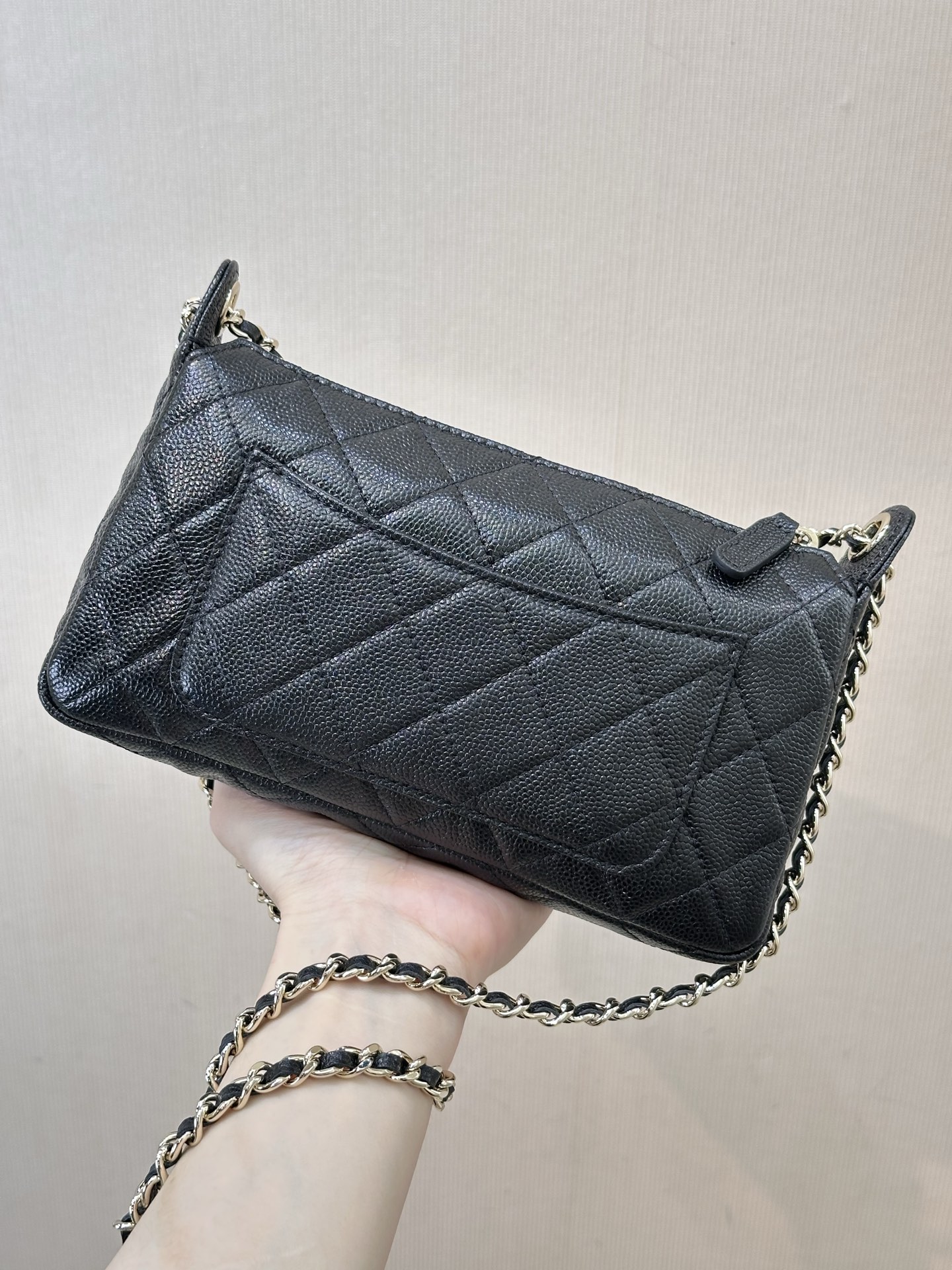 Chanel Black Quilted Leather Shoulder Bag with Silver-Tone Chain 6 i1758270320147 1025 0 4
