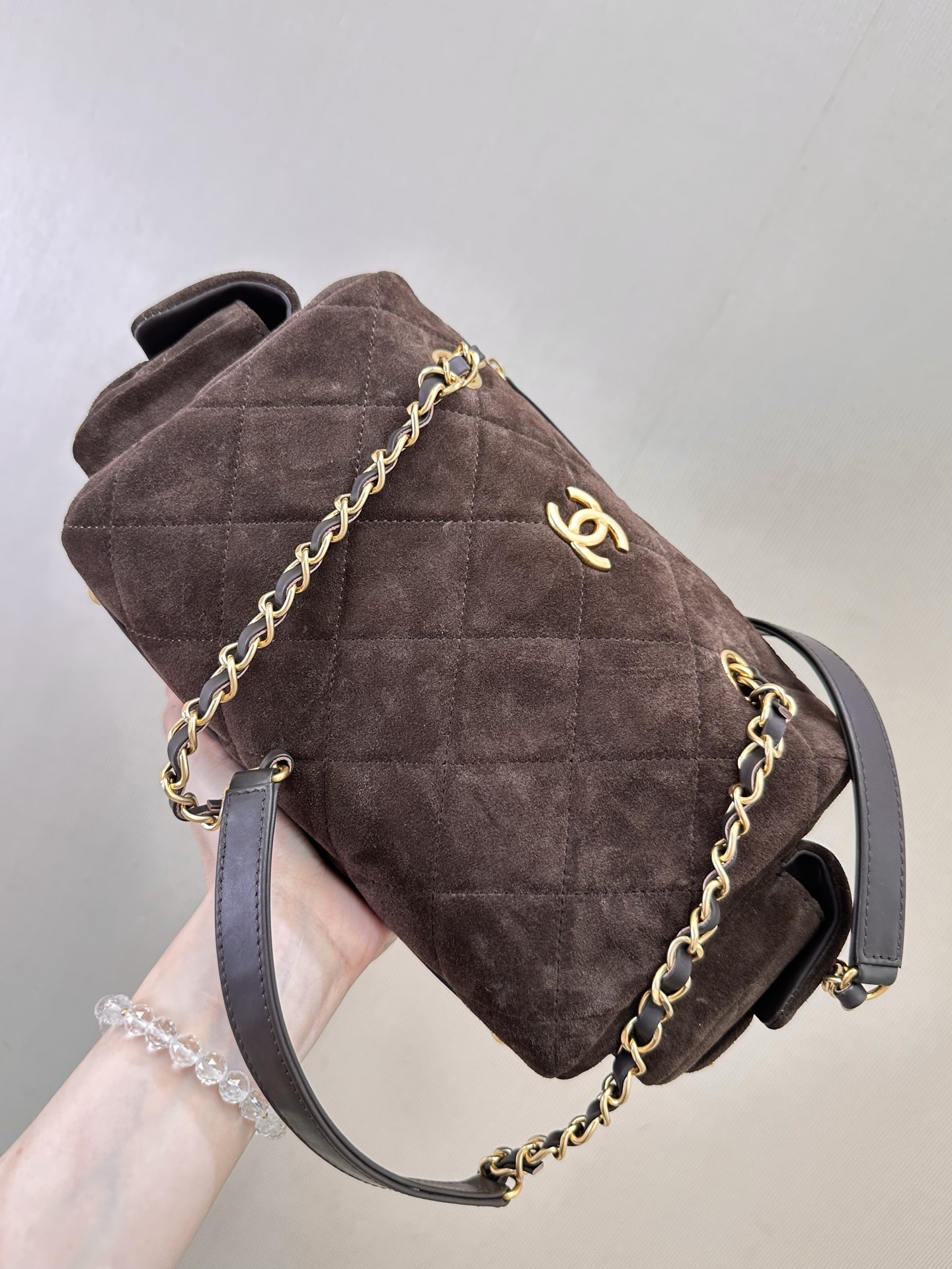Elegant Brown Suede Shoulder Bag with Chain Detail