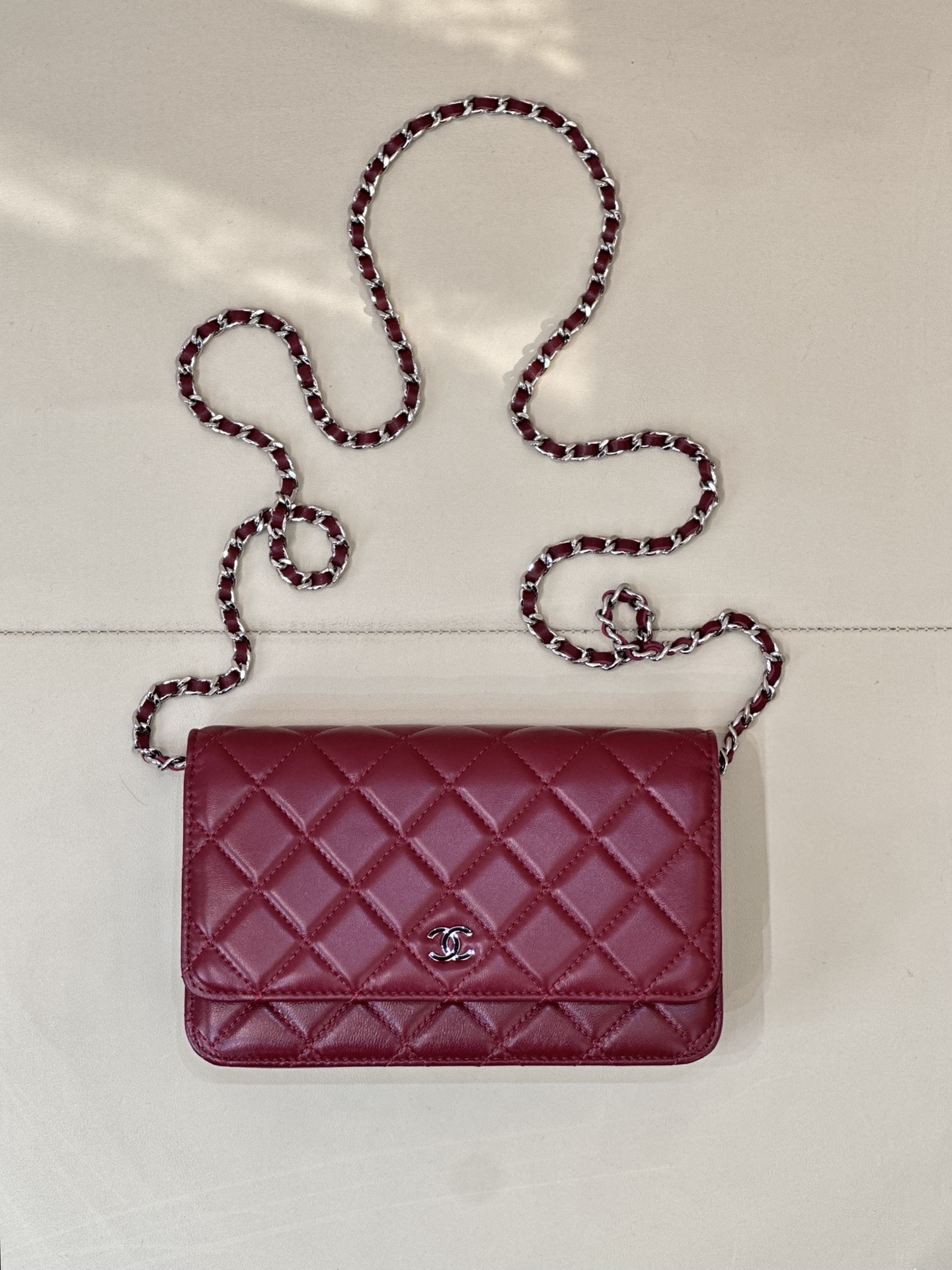NO:853353,0250 burgundy/sheepskin/silver buckle,chanel wallet,chanel,wallets,sheepskin198609090250 酒红色/羊皮/银扣,chanel钱包,chanel,wallets,sheepskin,欧美剧