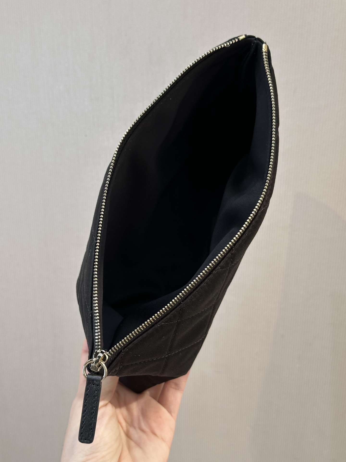 5952 内里配置小钱包；拎起来老钱又松弛 度假感满满！太适合春夏啦