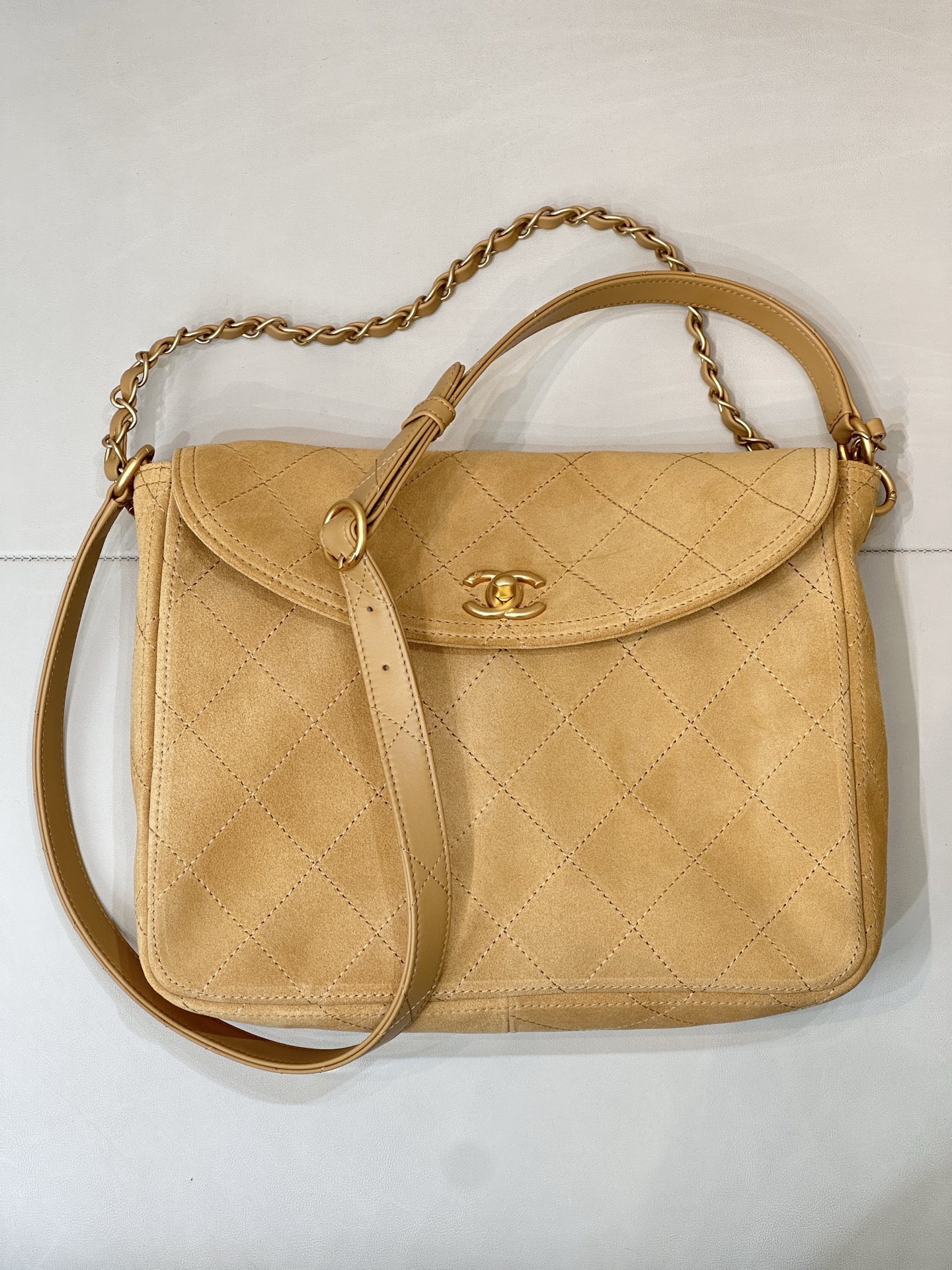 5883 ¡Estos dos años han sido geniales! Los estilos casual y de gran capacidad son muy populares, ¡y este bolso hobo hi…