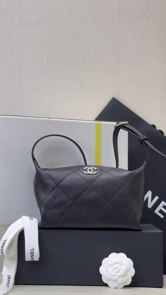¡6138 Hobo es delicioso cada temporada! ¡Este bolso de 26p es muy popular este año y es difícil comprarlo en el armario…