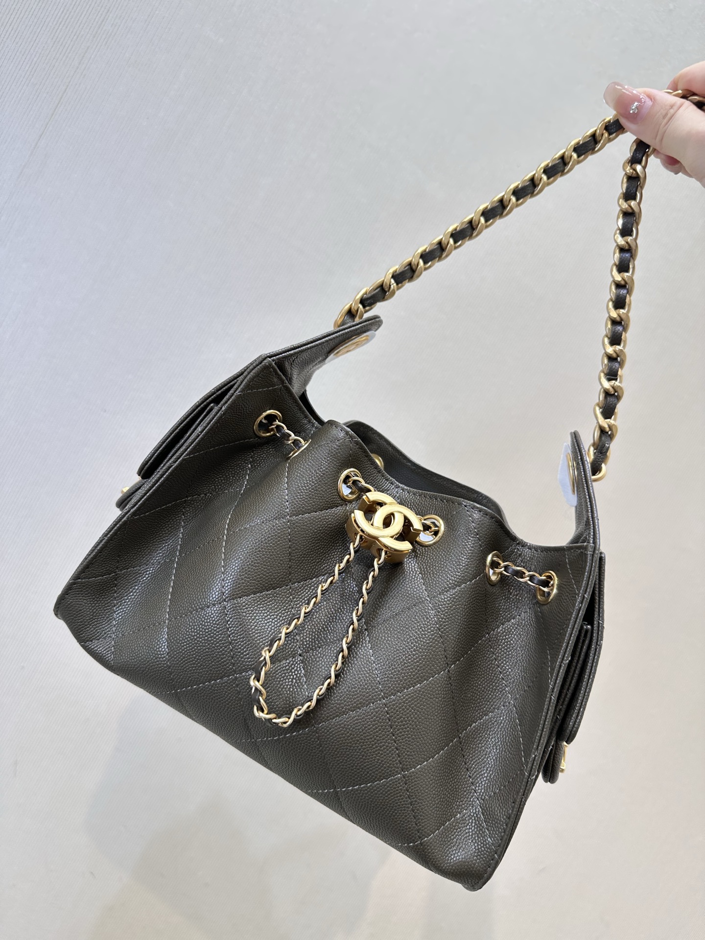 5631 Chanel25, otro bolso de Chanel que lleva el nombre de un número. Después de Chanel19 y Chanel22, hay otro bolso qu…