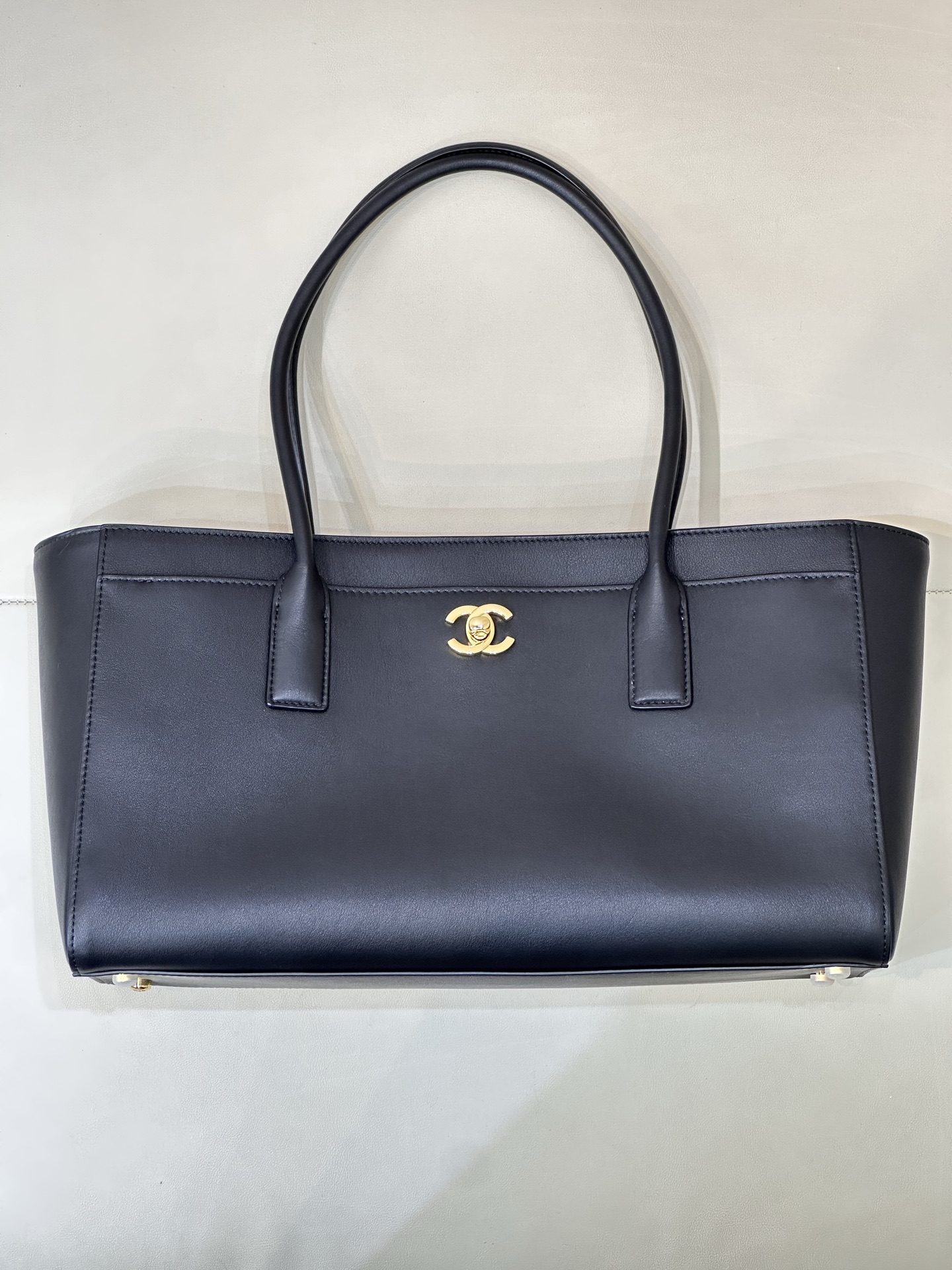 6243 negro