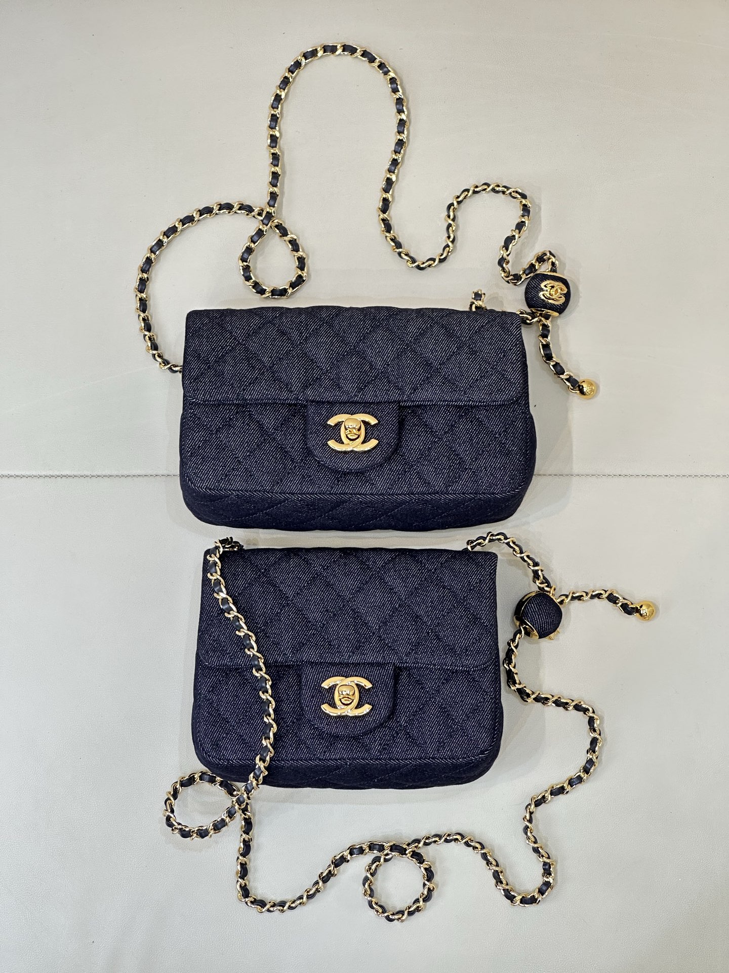 1786/1787 Productos del canal Chane * Xiaoxiang nuevo bolso con cadena de bolas doradas‼ ️ ¡No hace falta decir lo popu…