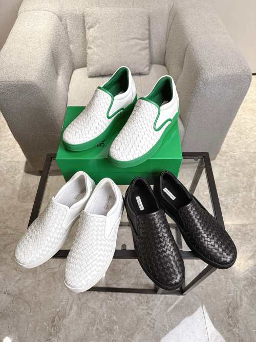 Bottega Veneta Round Toe Height Increasing Casual Shoes, Autumn 2025 Collection 1 Bottega Veneta Round Toe Height Increasing Casual Shoes, Autumn 2025 Collection