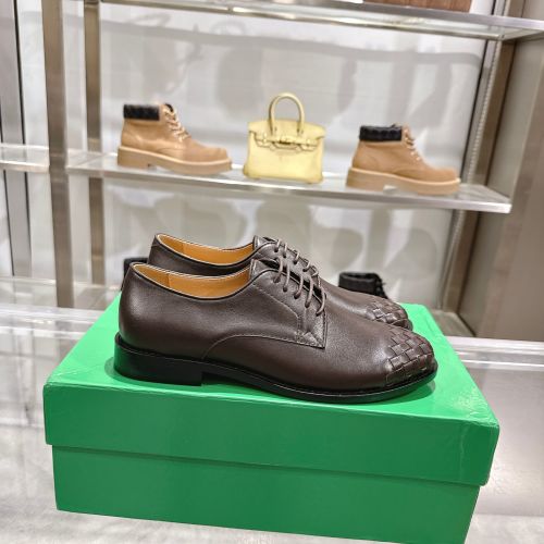 Bottega Veneta Woven Leather Loafers - Autumn Collection, Couple Style 1 Bottega Veneta Woven Leather Loafers - Autumn Collection, Couple Style