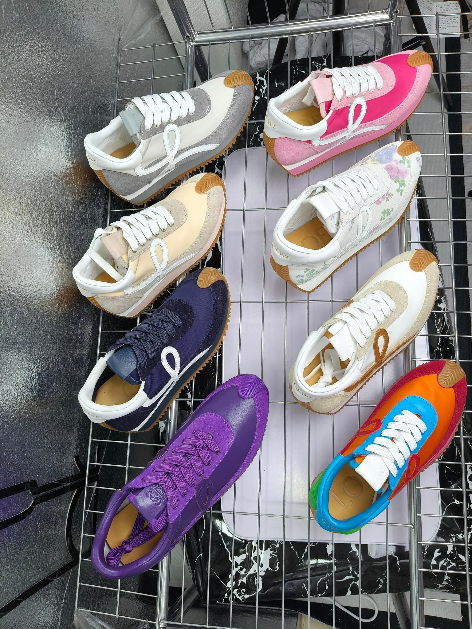 NO:535004,LOEWE Loewe Weide training shoes couples' color matching collection pictures, casual shoes/sports shoes, loewe, loewe, sneakers19860909LOEWE 罗意威德训鞋情侣款配色集合图,休闲鞋/运动鞋,loewe,loewe,sneakers,Women's Shoes