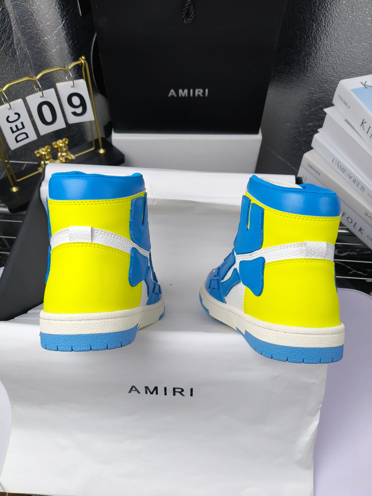 amiri
高帮
埃米尔 爆款滑板休闲鞋! 米兰国际 amiri 2024 早春优秀爆款🔥 代言🔥引领潮流!!
👍面料:原版进口头层磨砂牛皮+进口牛皮
👍内里:原版1:1内里+进口泡棉
👍扣饰:采用原版注塑工艺美观不伤皮面
👍垫脚:专用注塑鞋垫(原版1:1)
👍大底:橡胶+eva 耐磨大底
👍包装:原版全套高贵专柜包装
👍码数:女35-40,男39-45男款46可定制
p280
